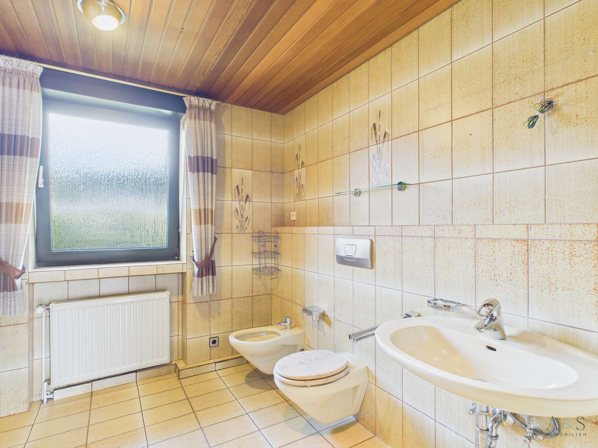 Badezimmer EG