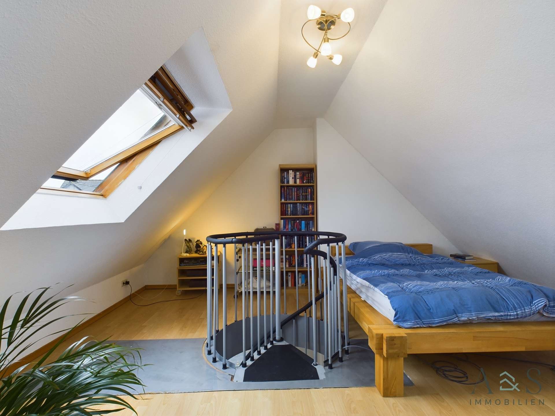 Spitzboden/ Schlafzimmer