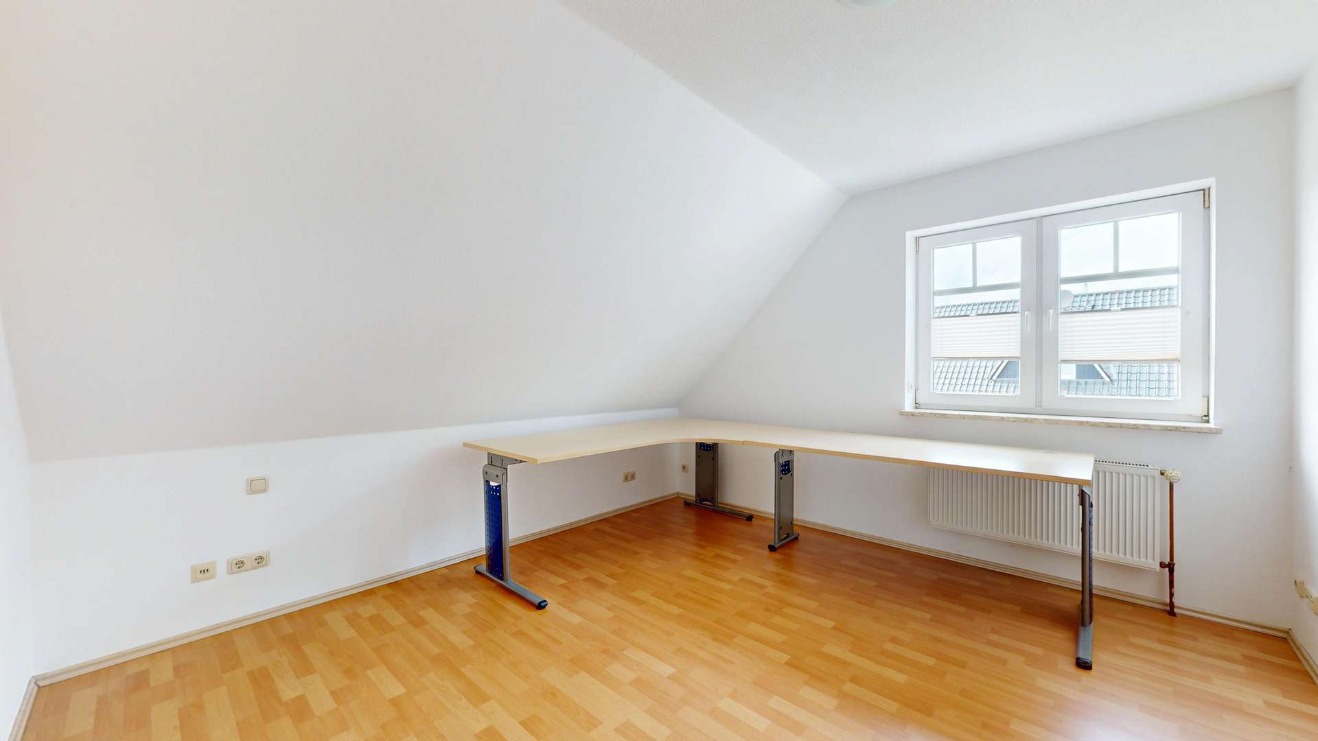 Zimmer 4 OG