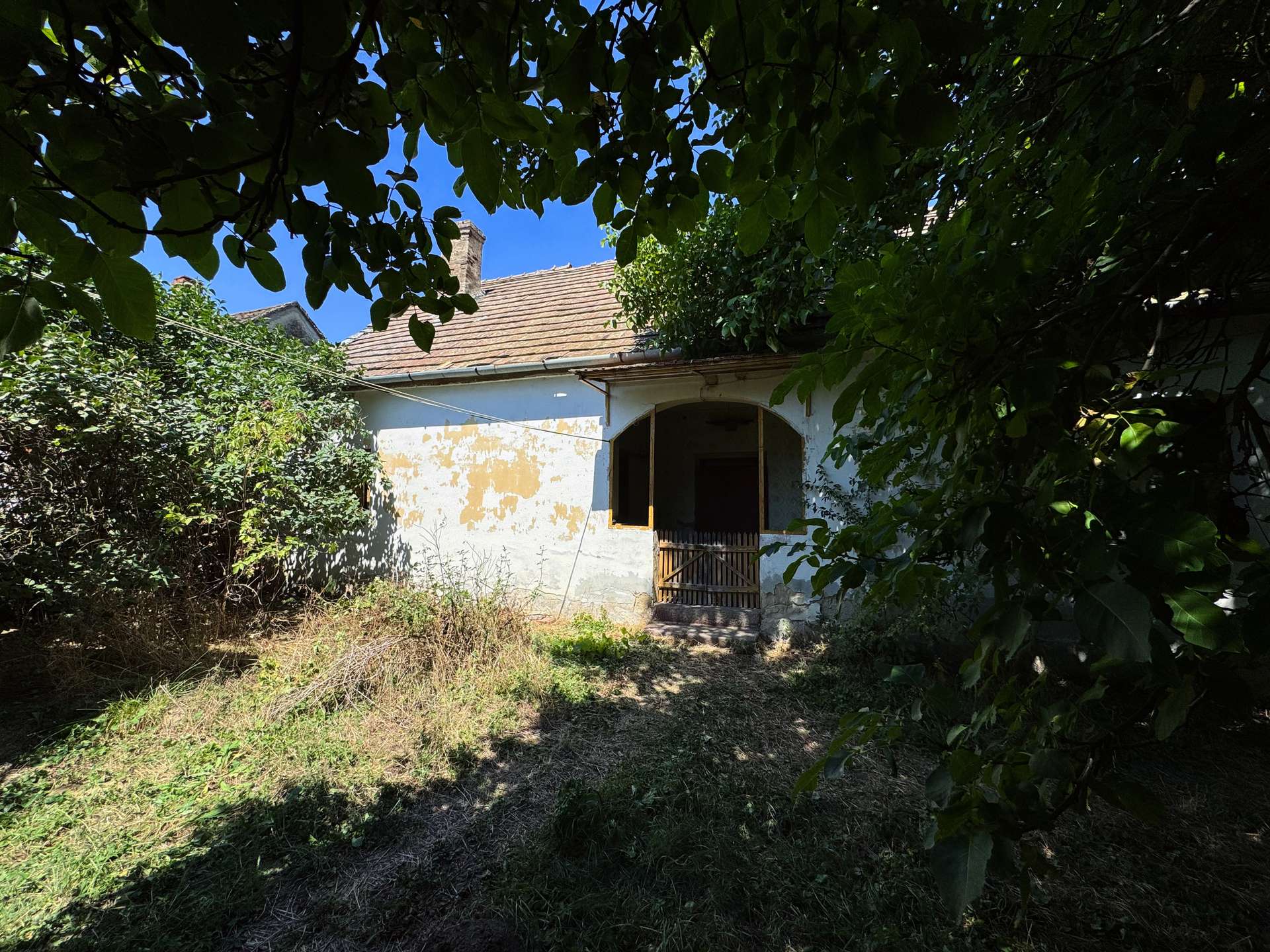 2 room Ház For Eladó in Besence, - 17