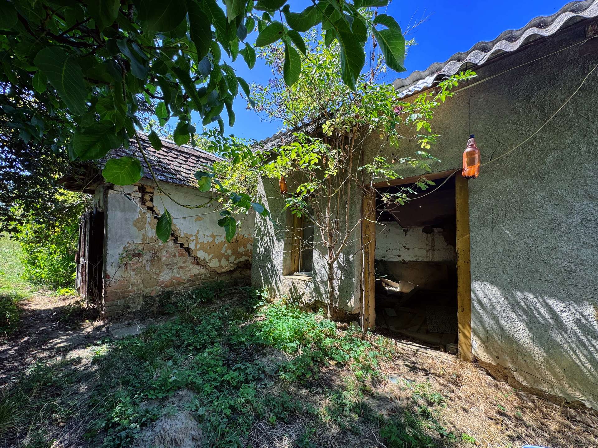 2 room Ház For Eladó in Besence, - 18