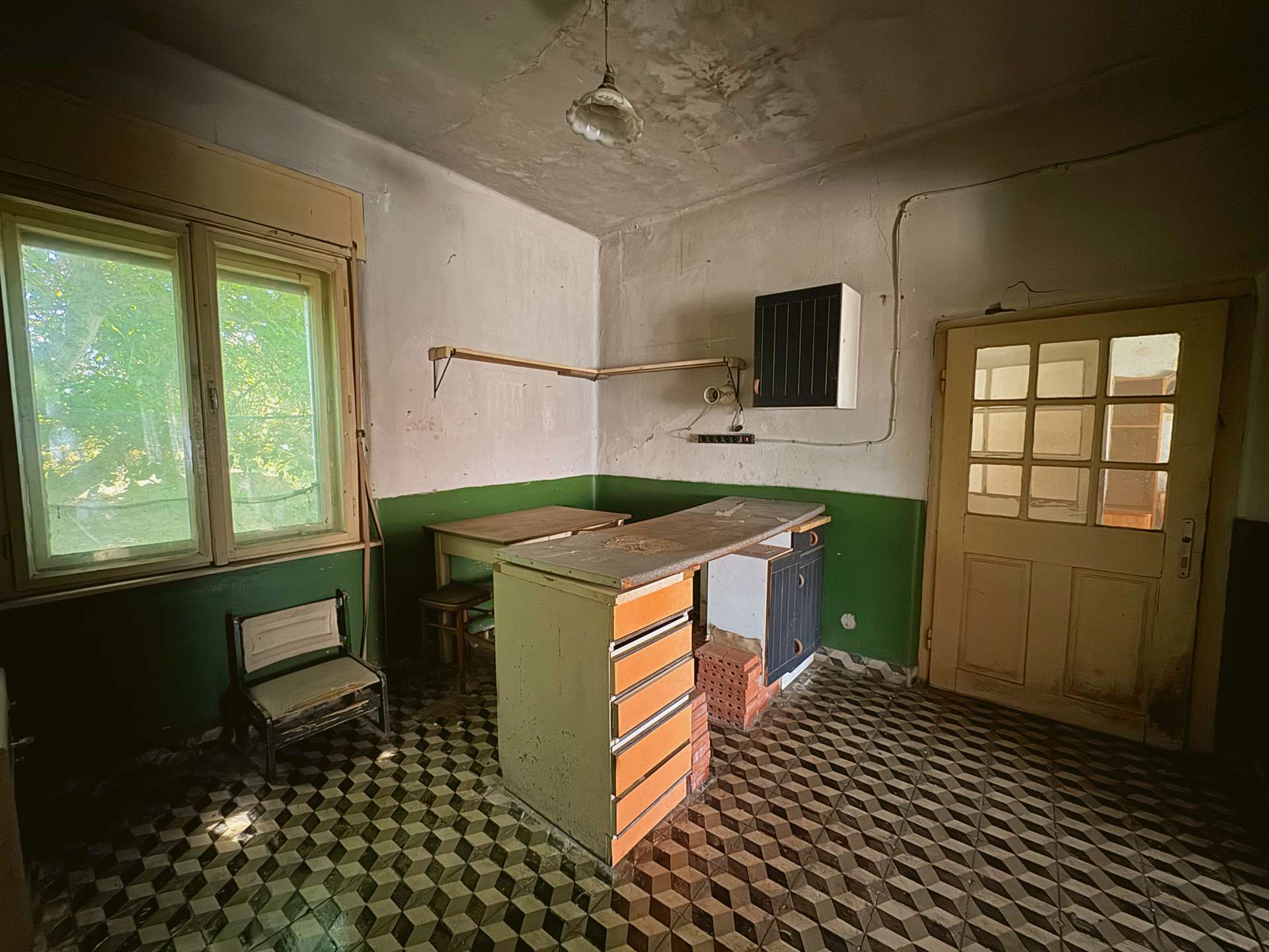 2 room Ház For Eladó in Besence, - 4