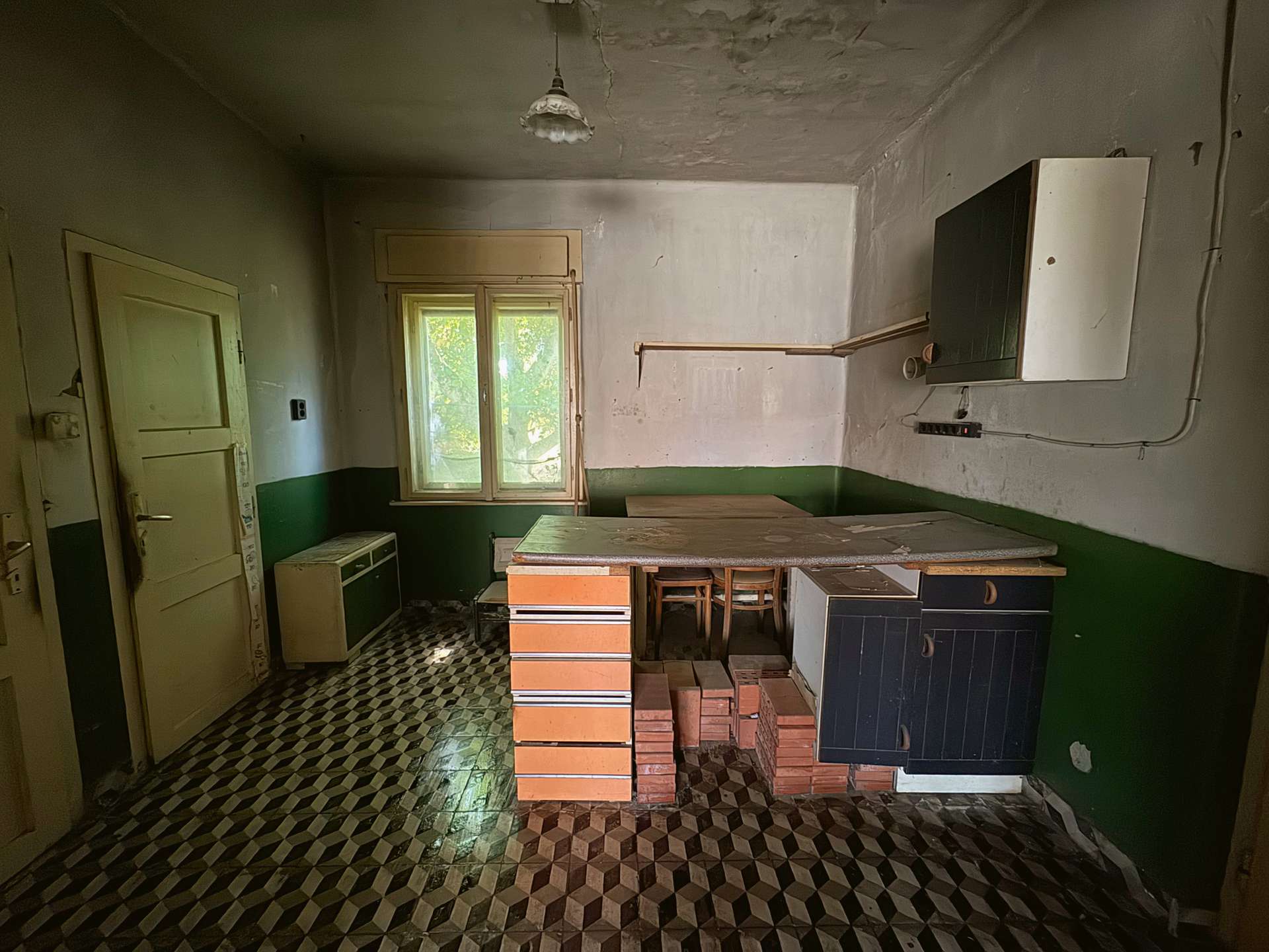 2 room Ház For Eladó in Besence, - 12