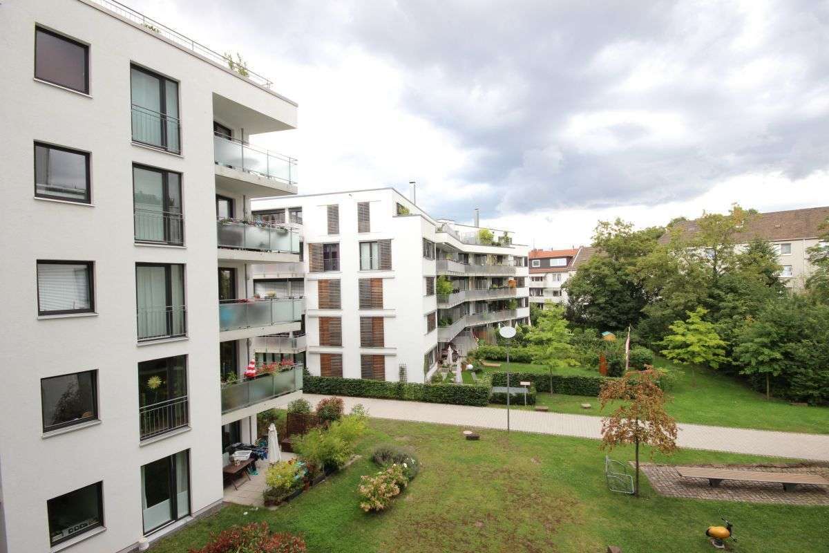 DIREKT AM VOLKSGARTEN! SCHÖNES 2-ZIMMERAPPARTEMENT IN BESTER & ZENTRALER LAGE AM EIFELPLATZ - Foto 4