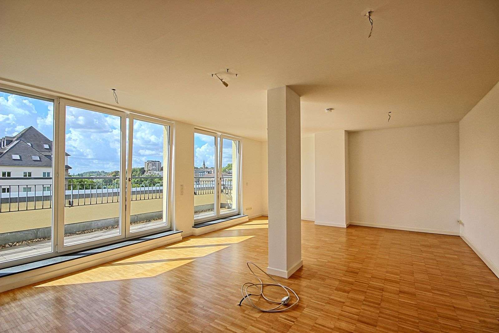PHANTASTISCHE 2-ZIMMERWOHNUNG MIT TOLLEM RUHRBLICK IM PENTHOSE-STIL! - SÜD-LAGE, TERRASSE, GÄSTE-WC - Photo 3