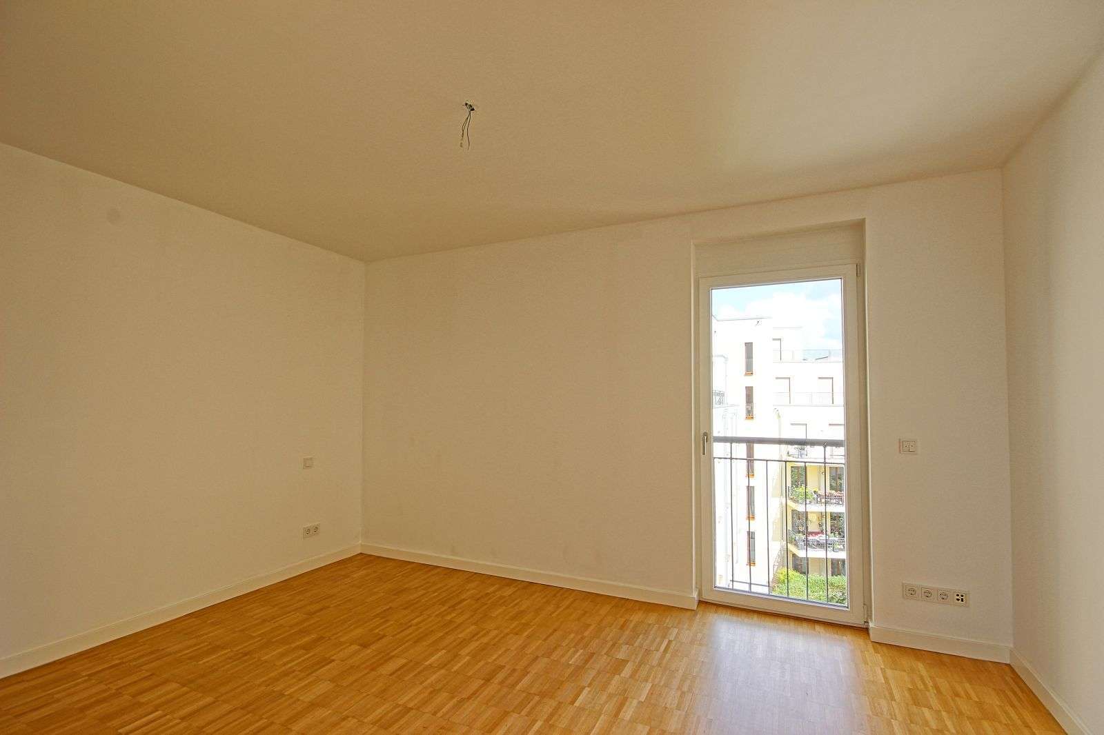 PHANTASTISCHE 2-ZIMMERWOHNUNG MIT TOLLEM RUHRBLICK IM PENTHOSE-STIL! - SÜD-LAGE, TERRASSE, GÄSTE-WC - Photo 2