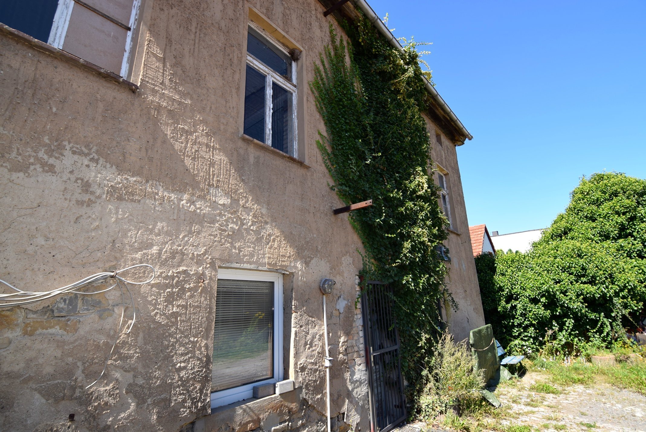 Wohnen und arbeiten .....ehemaliger Bauerhof mit viel Platz für Ideen