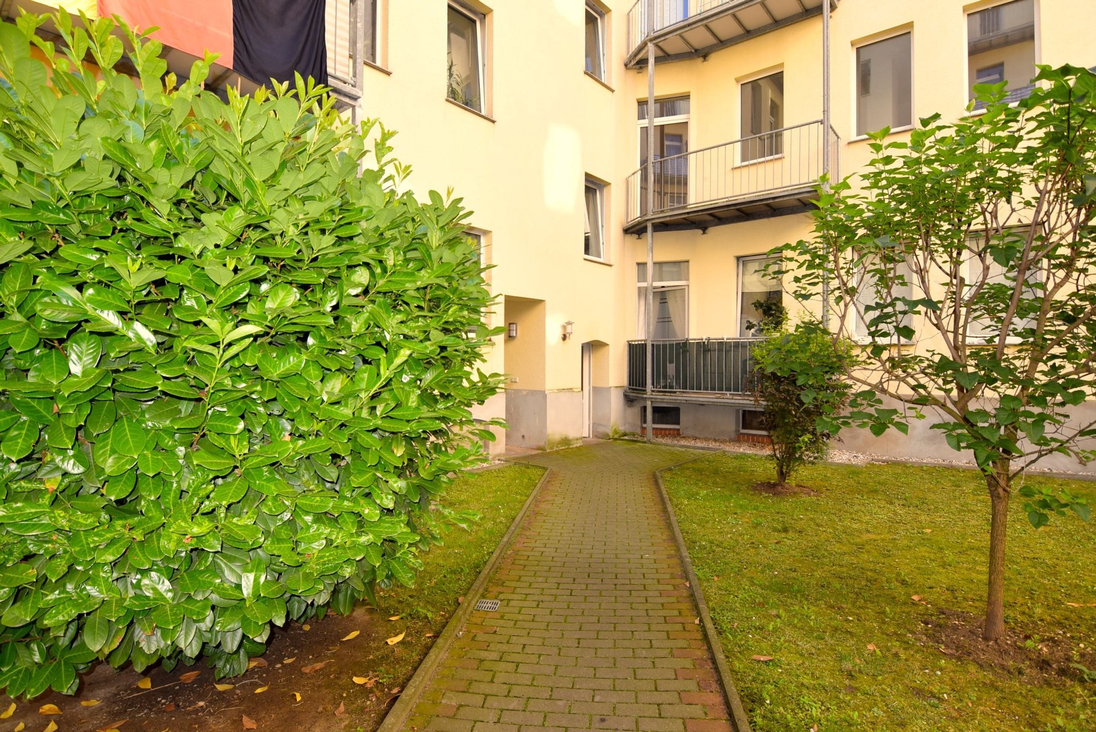 günstige Kapitalanlage .....2 Zimmer - Küche - Balkon