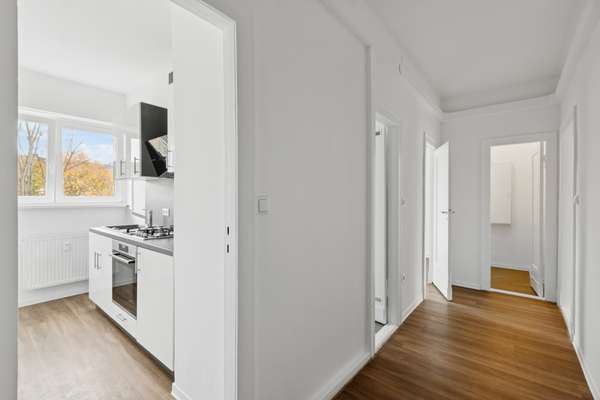 Flur und Küche, Wohnung in Berlin-Tempelhof-Schöneberg