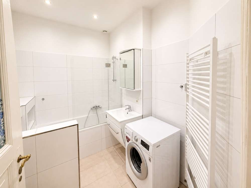 Bathroom, flat in Berlin-Mitte