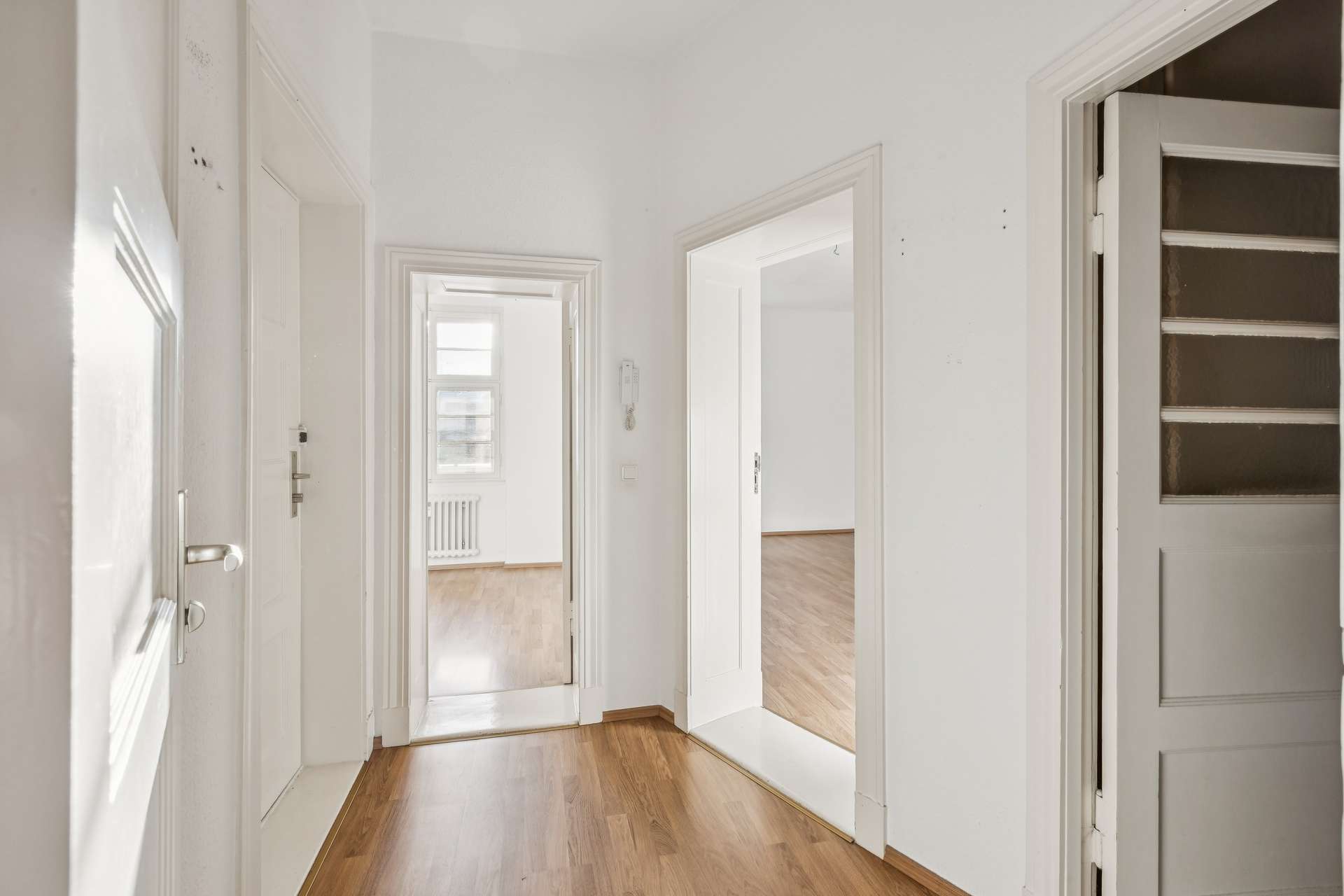 Flur, Wohnung in Berlin-Reinickendorf