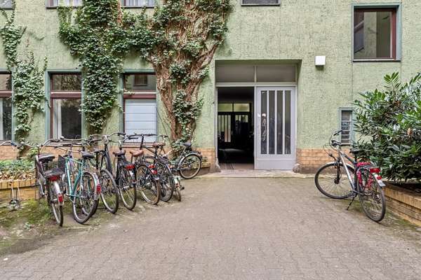 Courtyard, flat in Berlin-Neukölln