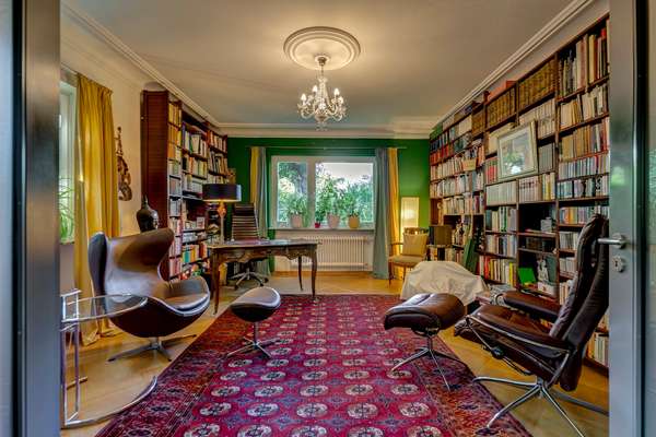 Bibliothek (2)