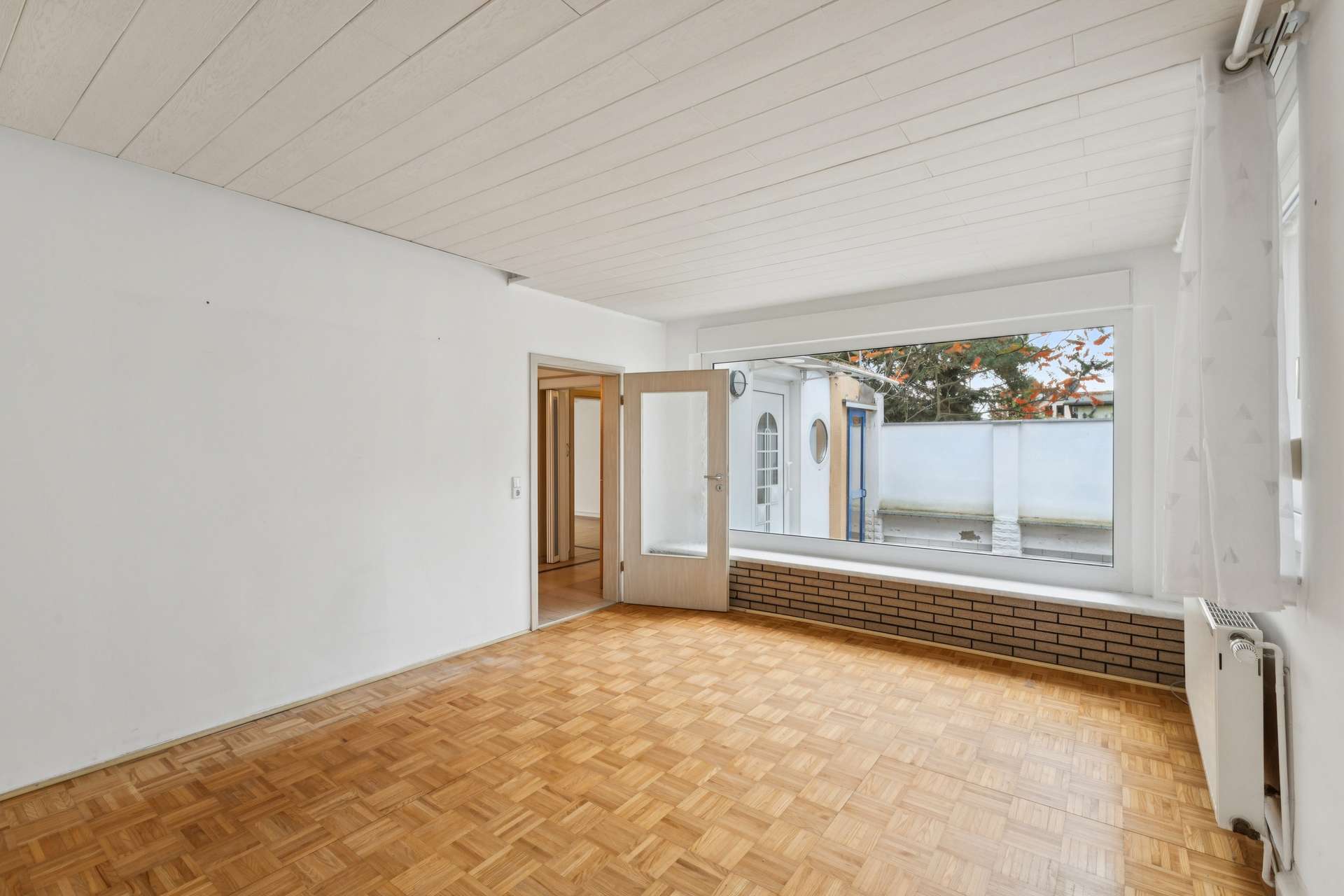 Wohnzimmer mit Gartenblick, Haus in Zeuthen