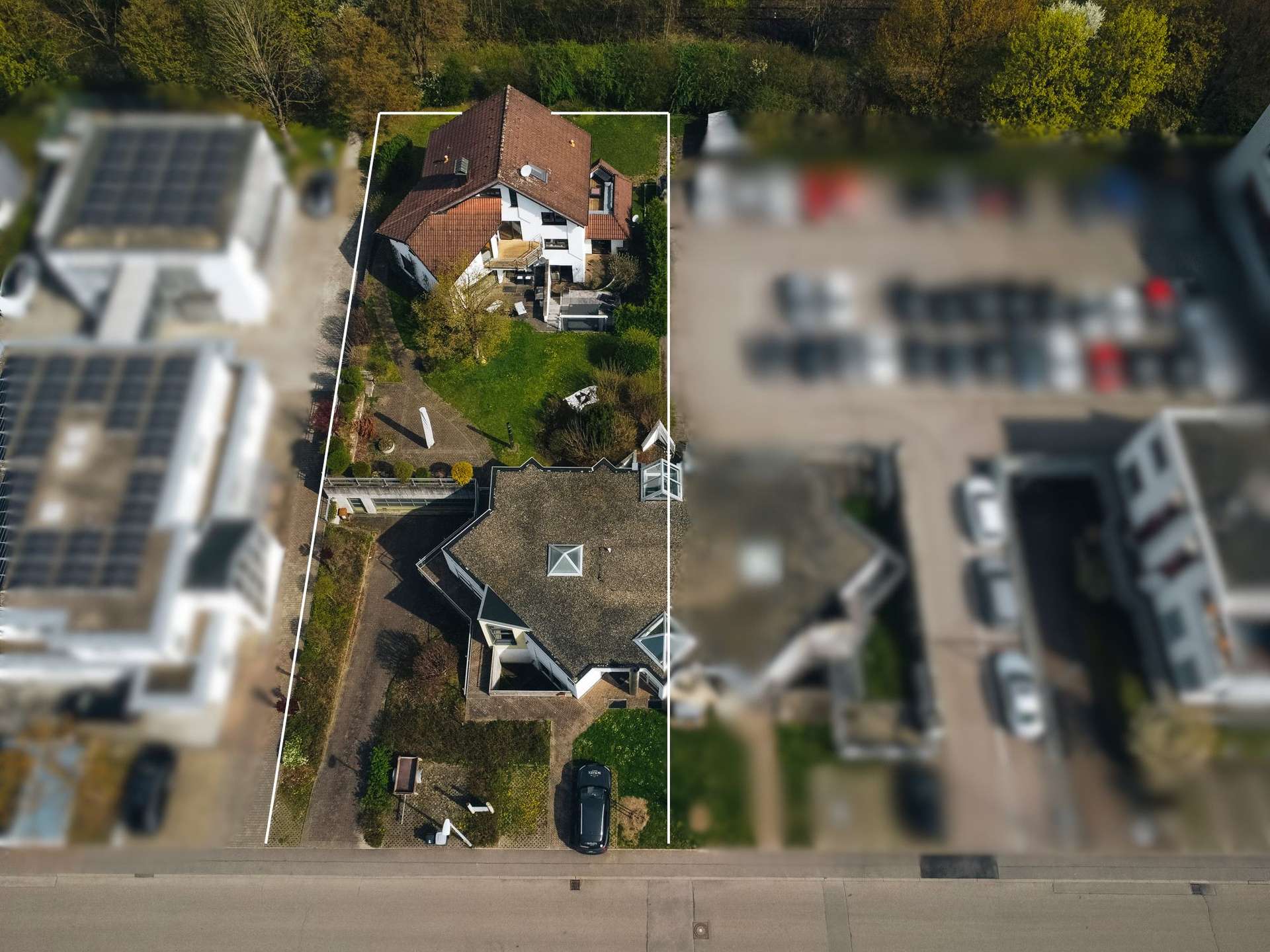 Grundstück