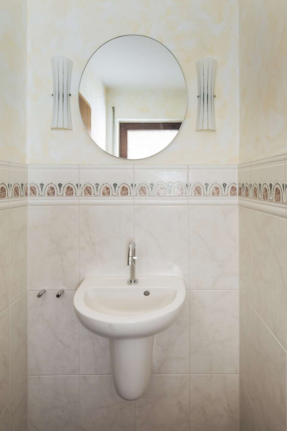 Gäste-WC im EG