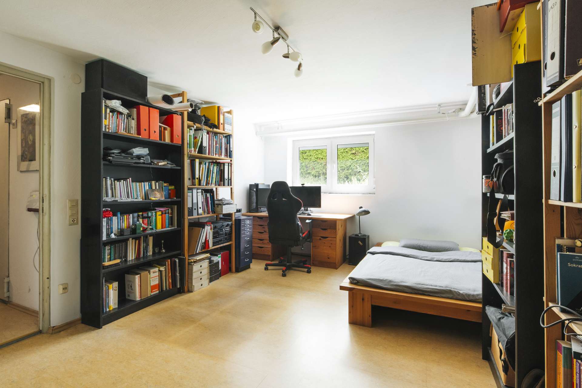 Schlafzimmer 4 UG