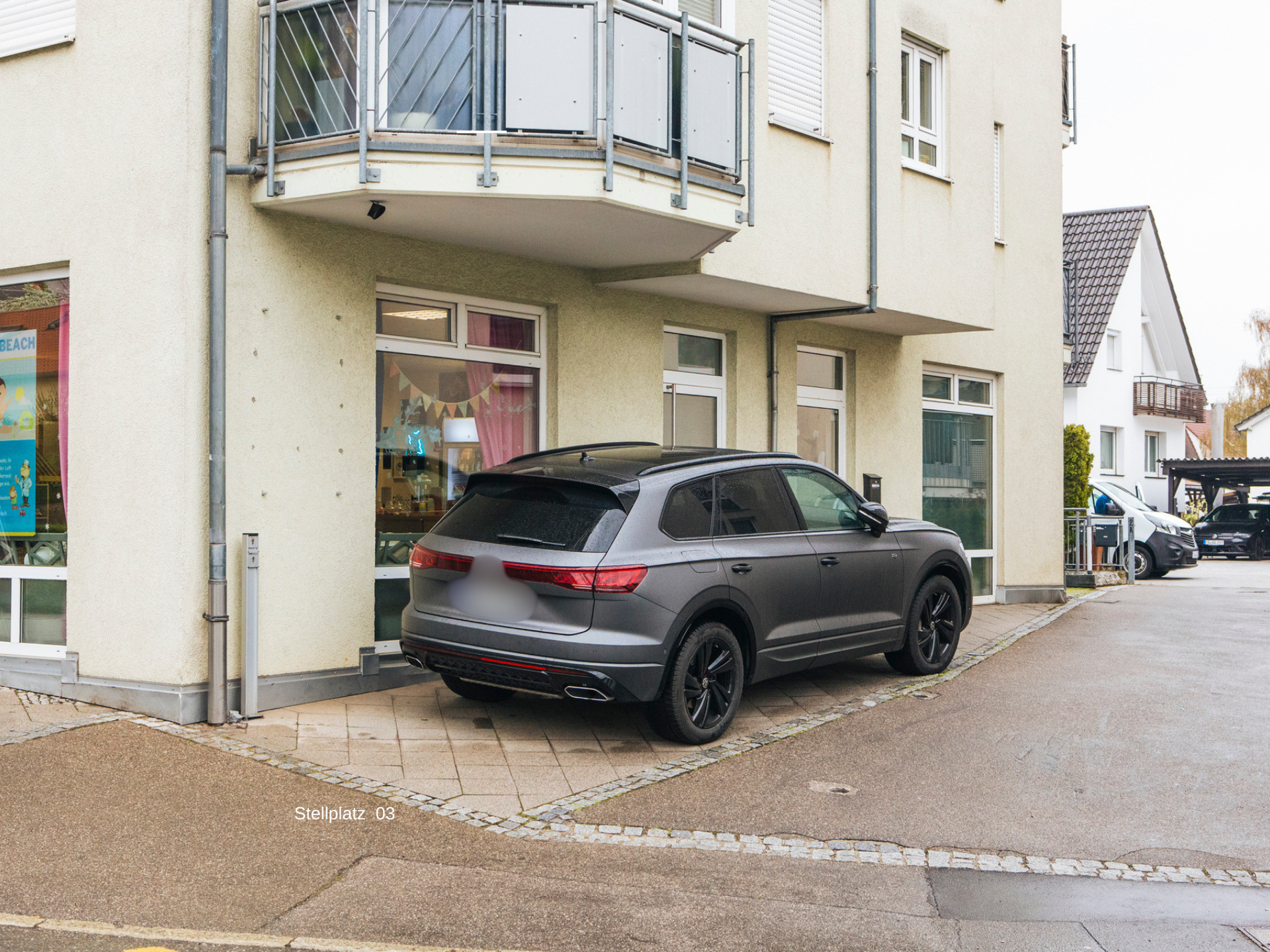 1 Stellplatz seitlich
