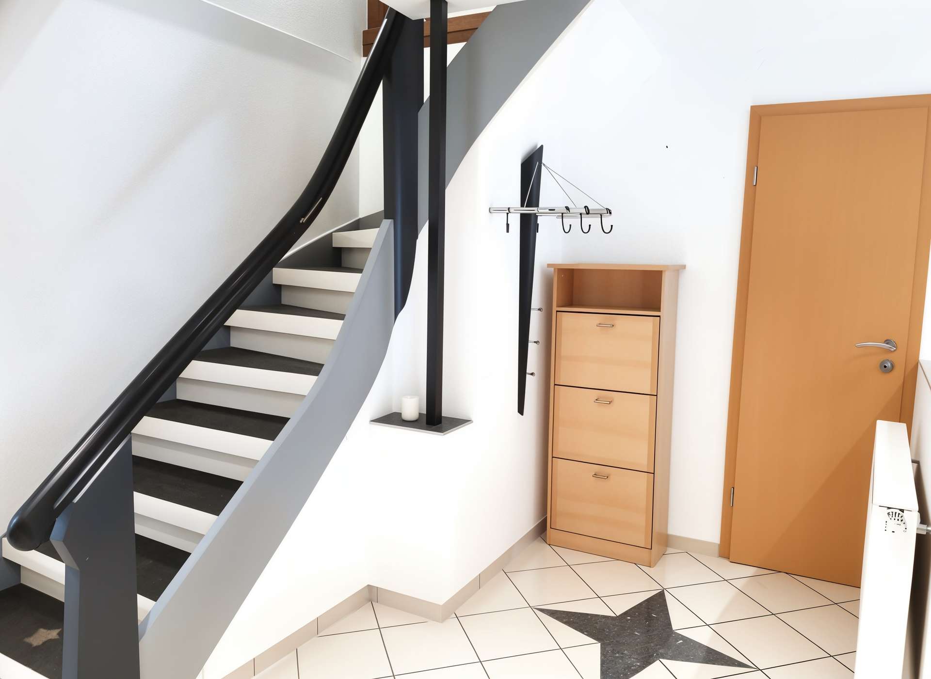 Blick zur Garderobe EG