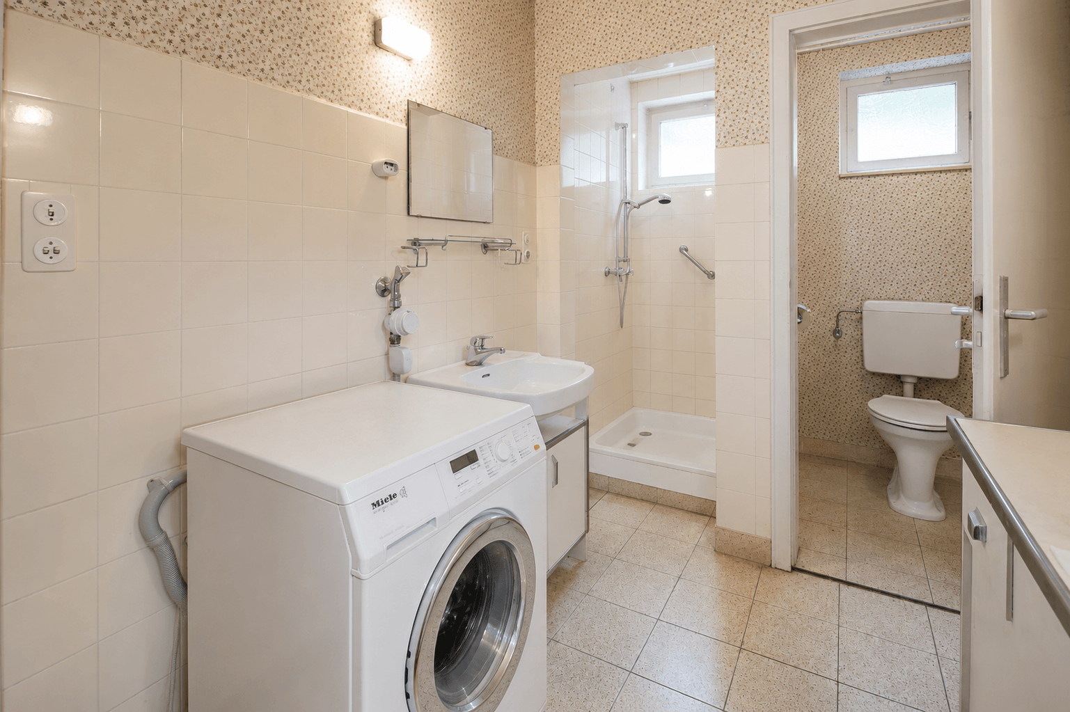 Dusche, WC Einliegerwohnung