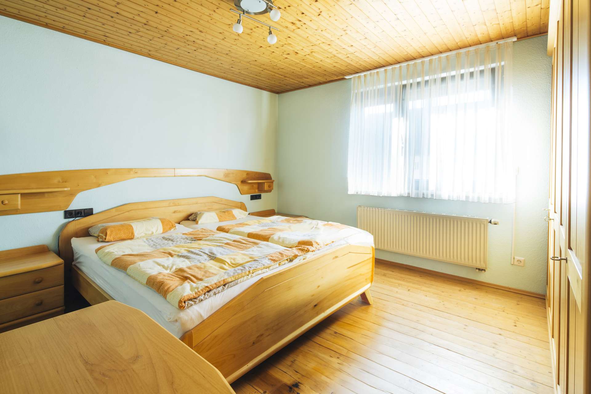 Schlafzimmer 1 im OG