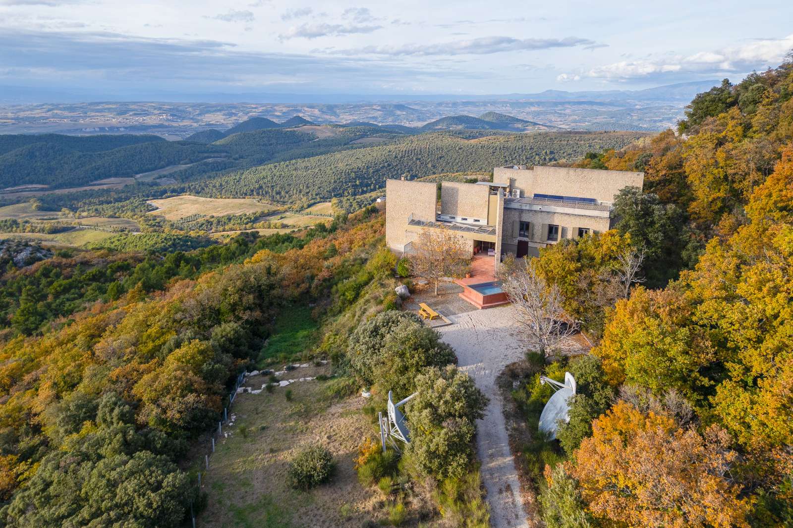 Ehemalige Relaistation von Jean Dumont in der Provence