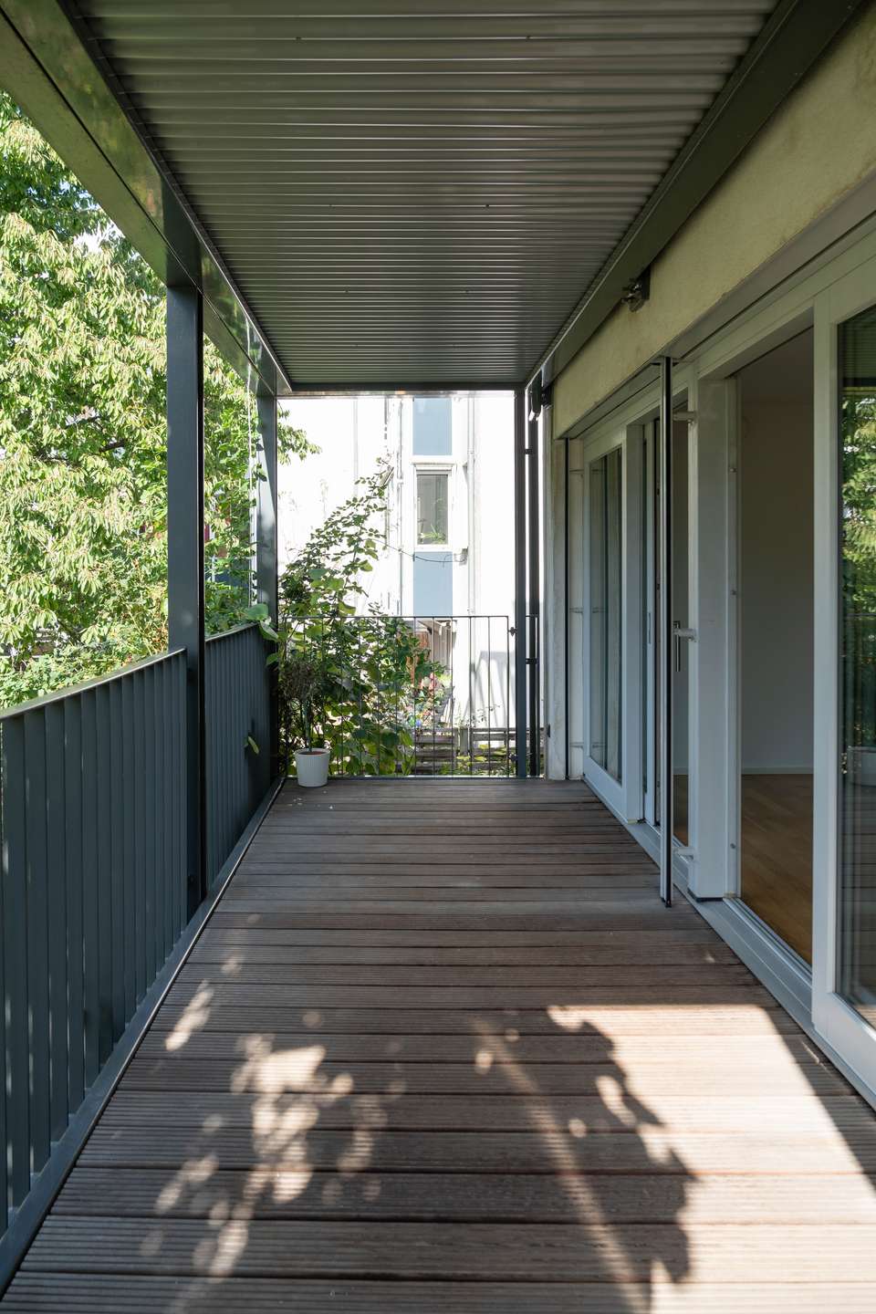 Einzug kurzfristig möglich: Tolle Lage in Neuenheim mit Balkon und Garten