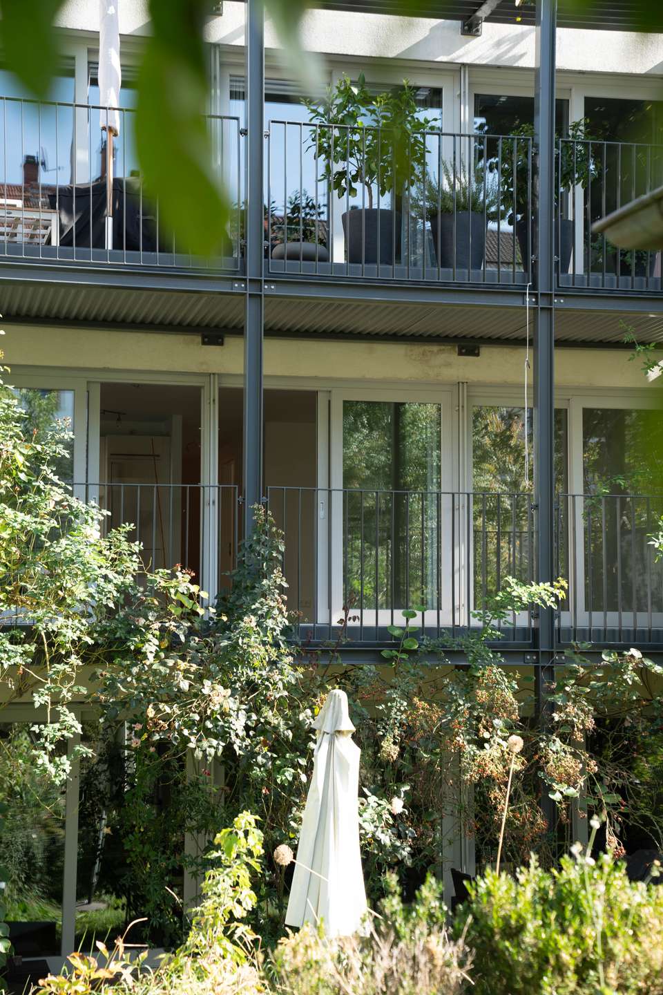 Einzug kurzfristig möglich: Tolle Lage in Neuenheim mit Balkon und Garten