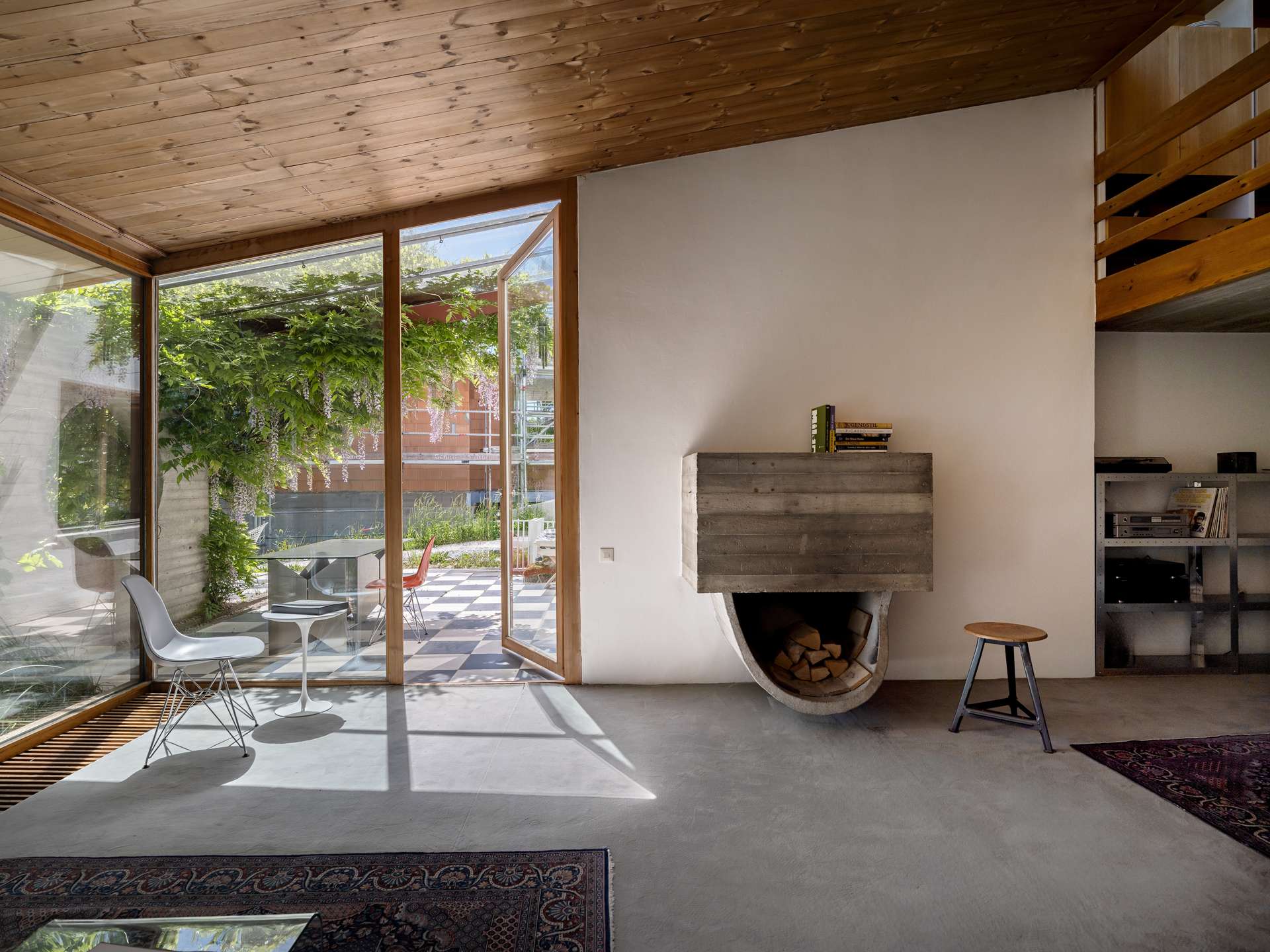 Architekten-Bungalow in fantastischer Lage in Weßling