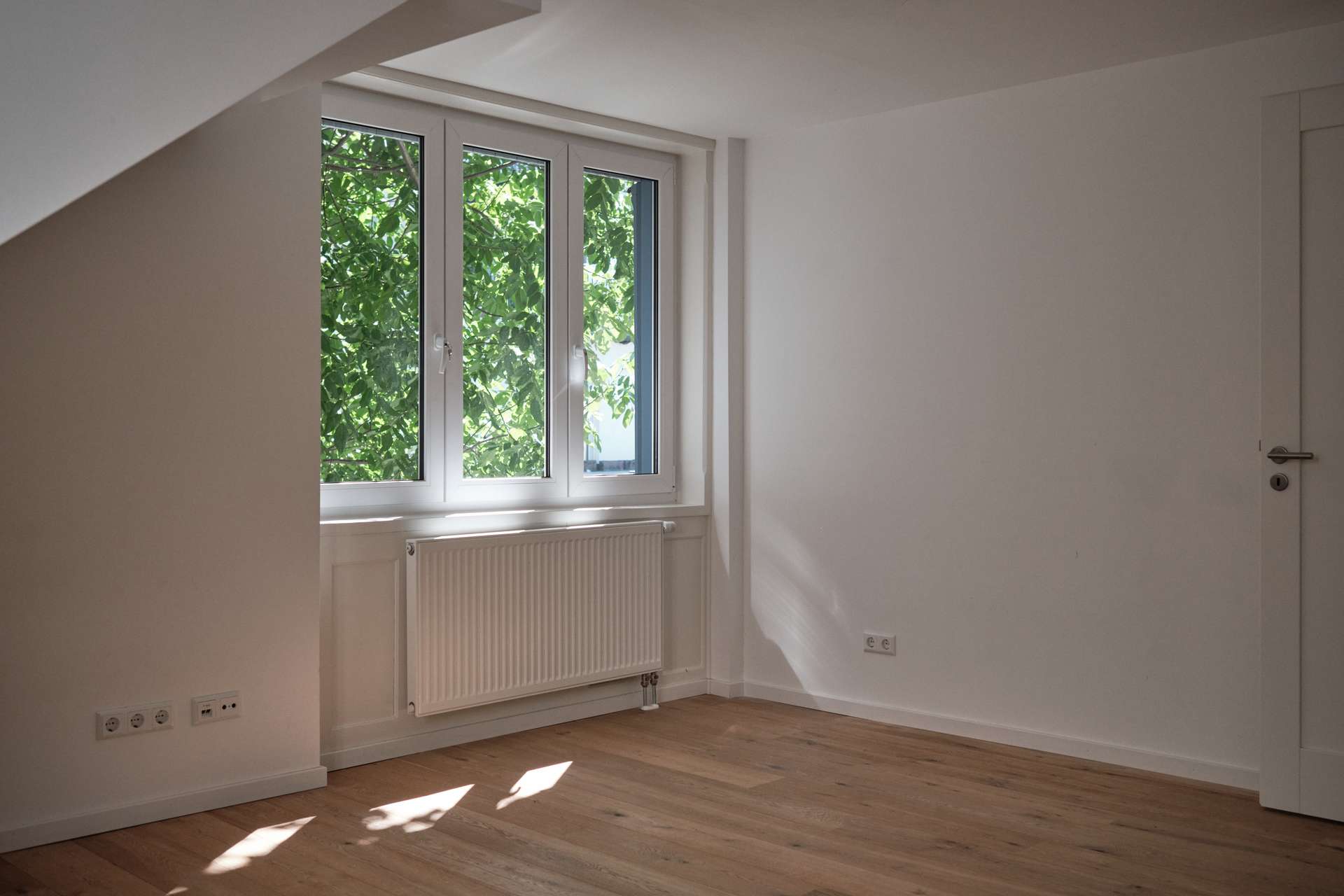 Wunderschönes, freistehendes Haus im Hinterhof