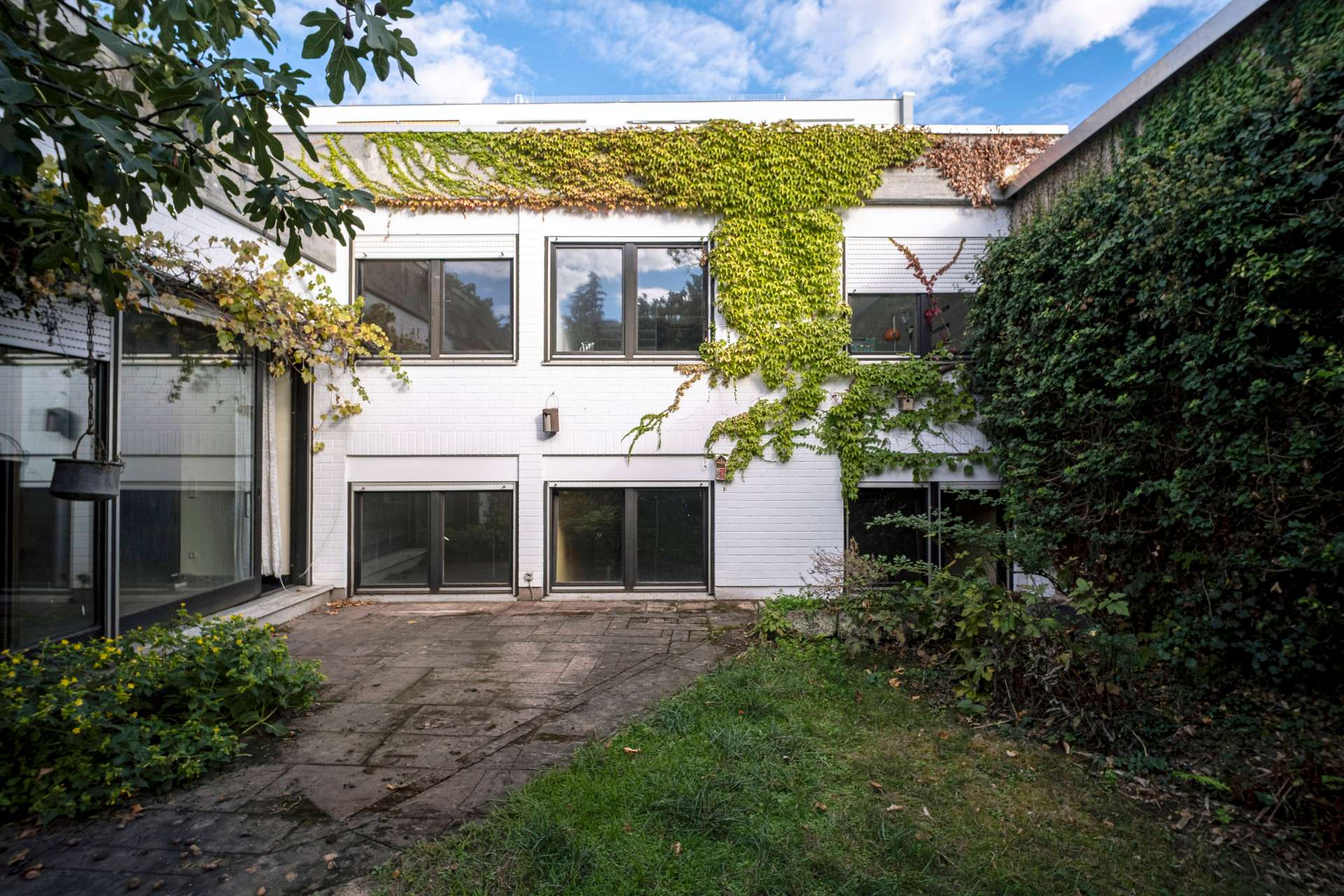 Renovierungsbedürftiger Atrium-Bungalow mit Garten in Handschuhsheim