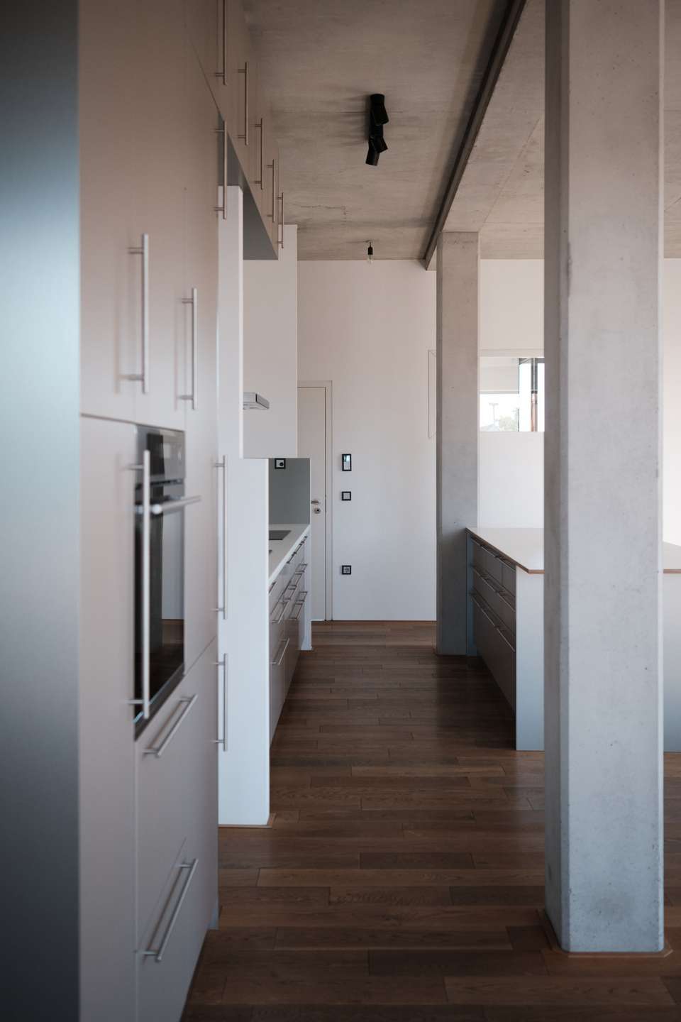 Hafenloft am Wasser mit Balkon und Tiefgaragenstellplatz