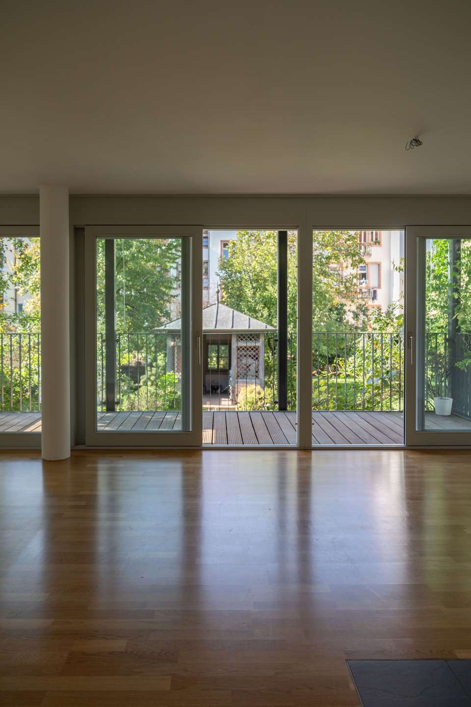 Einzug kurzfristig möglich: Tolle Lage in Neuenheim mit Balkon und Garten