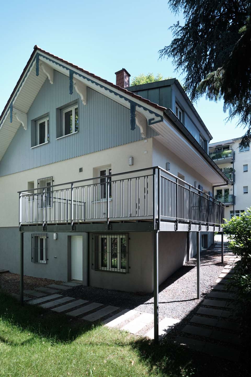 Wunderschönes, freistehendes Haus im Hinterhof