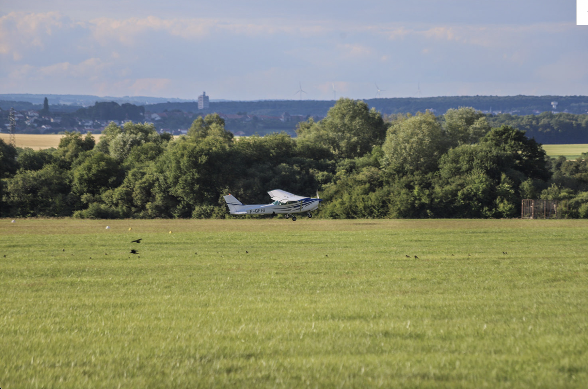 Ehemaliger Flugplatz entworfen von Jean Prouvé und Le Corbusier