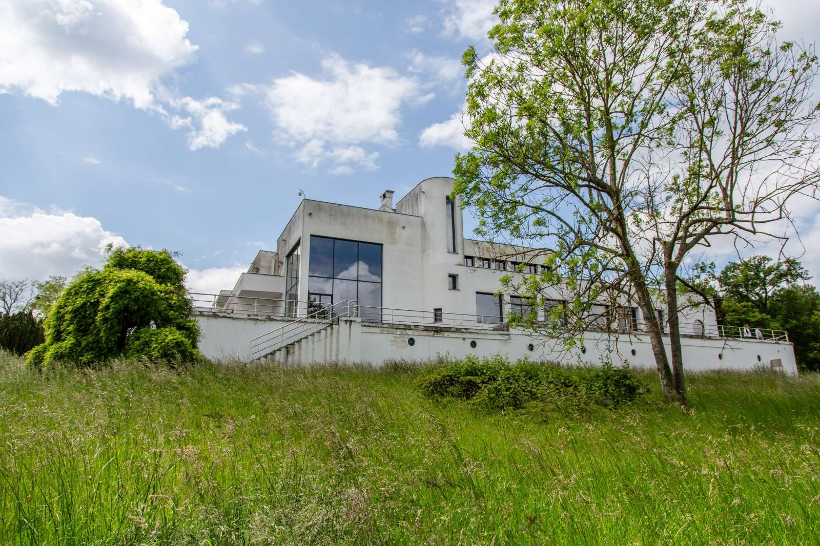 Villa Poiret – Ikone der Moderne vor den Toren von Paris