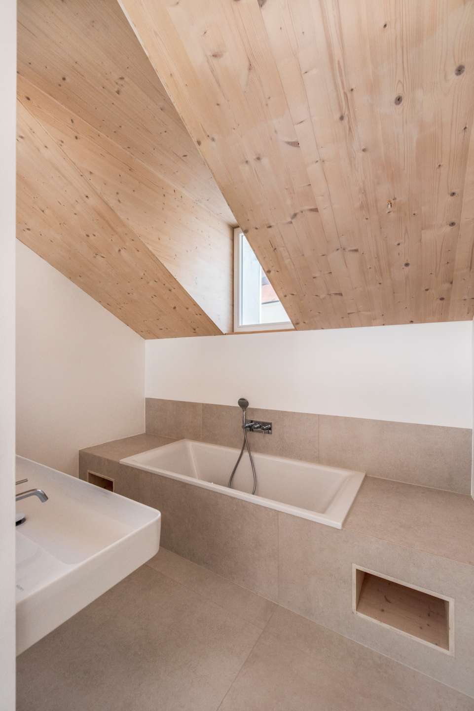 Townhouse mit Dachterrasse für Design-Enthusiast:innen