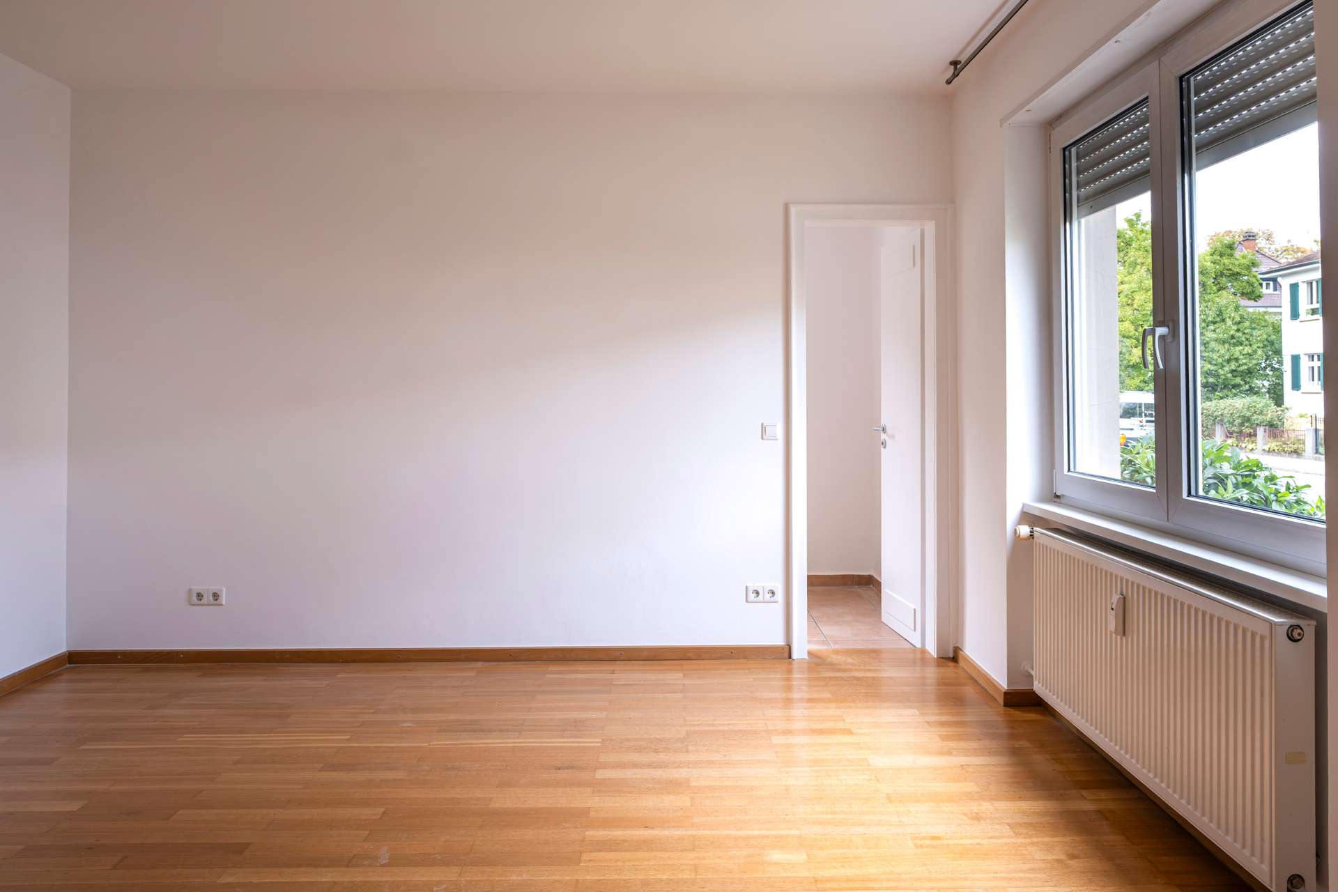 Großzügige Hochparterrewohnung mit Balkon in bester Neuenheimer Lage