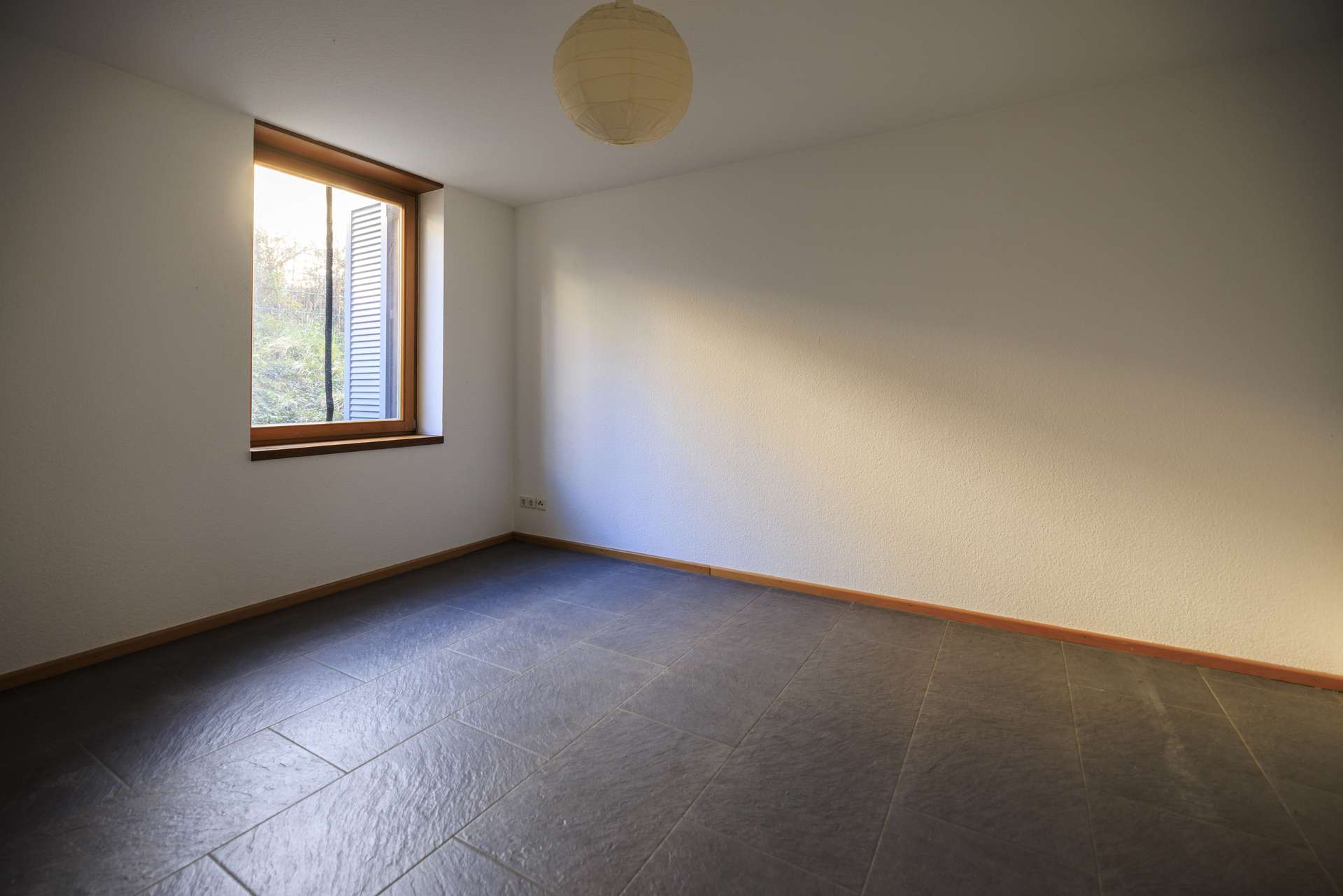 Attraktive Wohnung in modernem Flachdachhaus in Gauangelloch