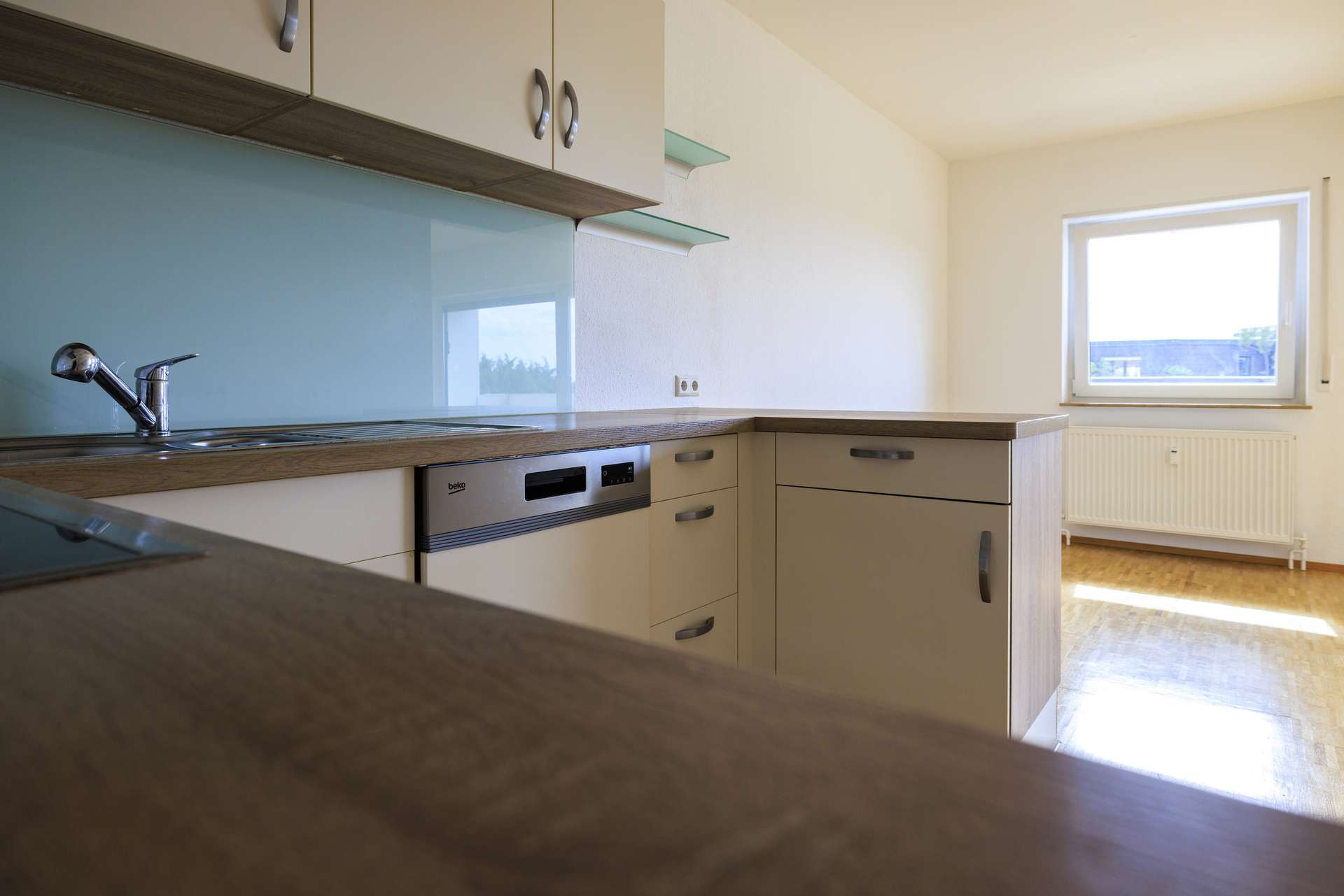 Großzügige Wohnung mit Loggia, Aufzug & gepflegter Ausstattung in Heidelberg-Wieblingen