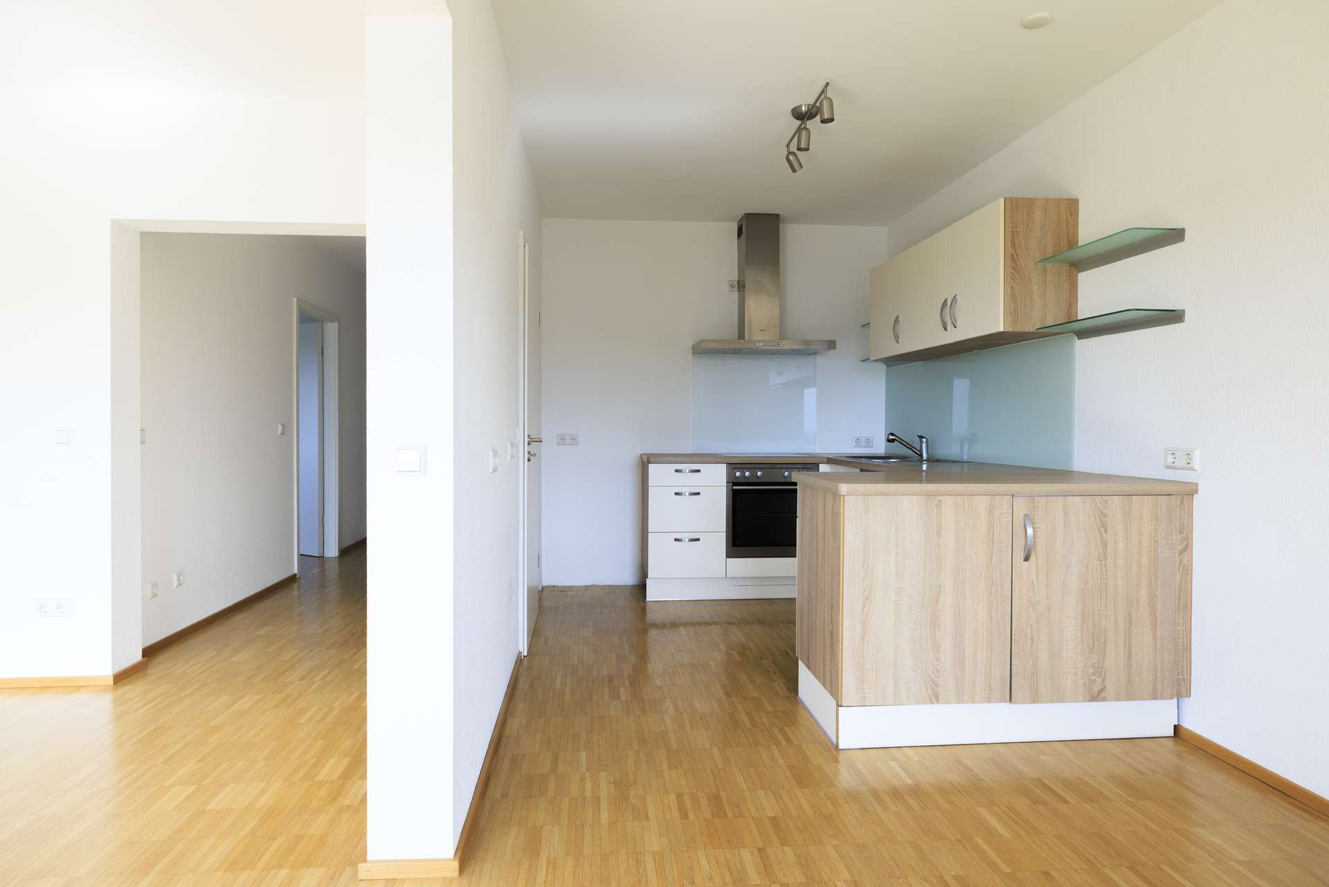 Großzügige Wohnung mit Loggia, Aufzug & gepflegter Ausstattung in Heidelberg-Wieblingen