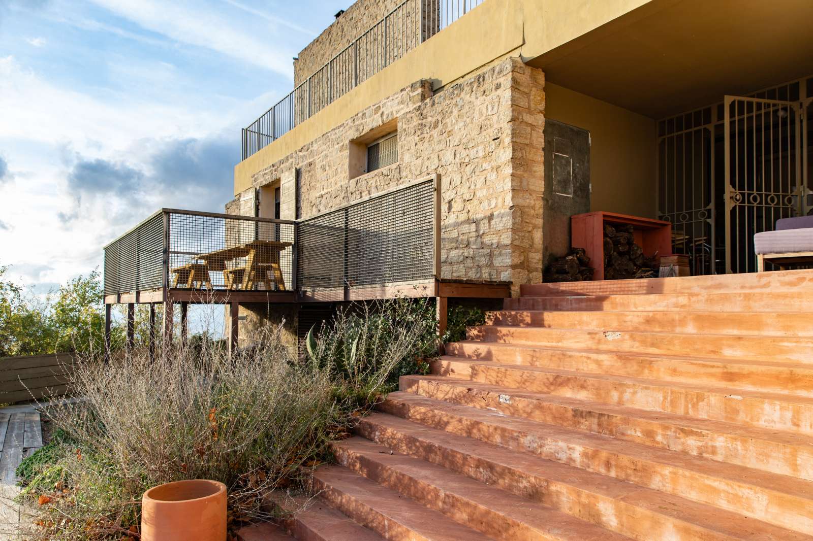 Ehemalige Relaistation von Jean Dumont in der Provence