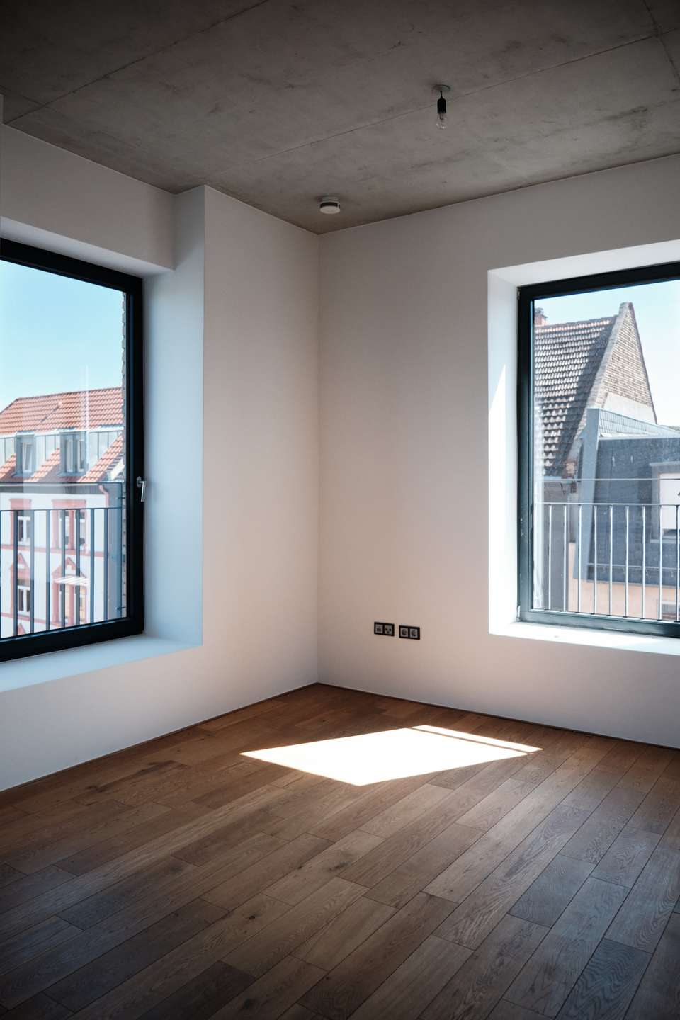 Hafenloft am Wasser mit Balkon und Tiefgaragenstellplatz