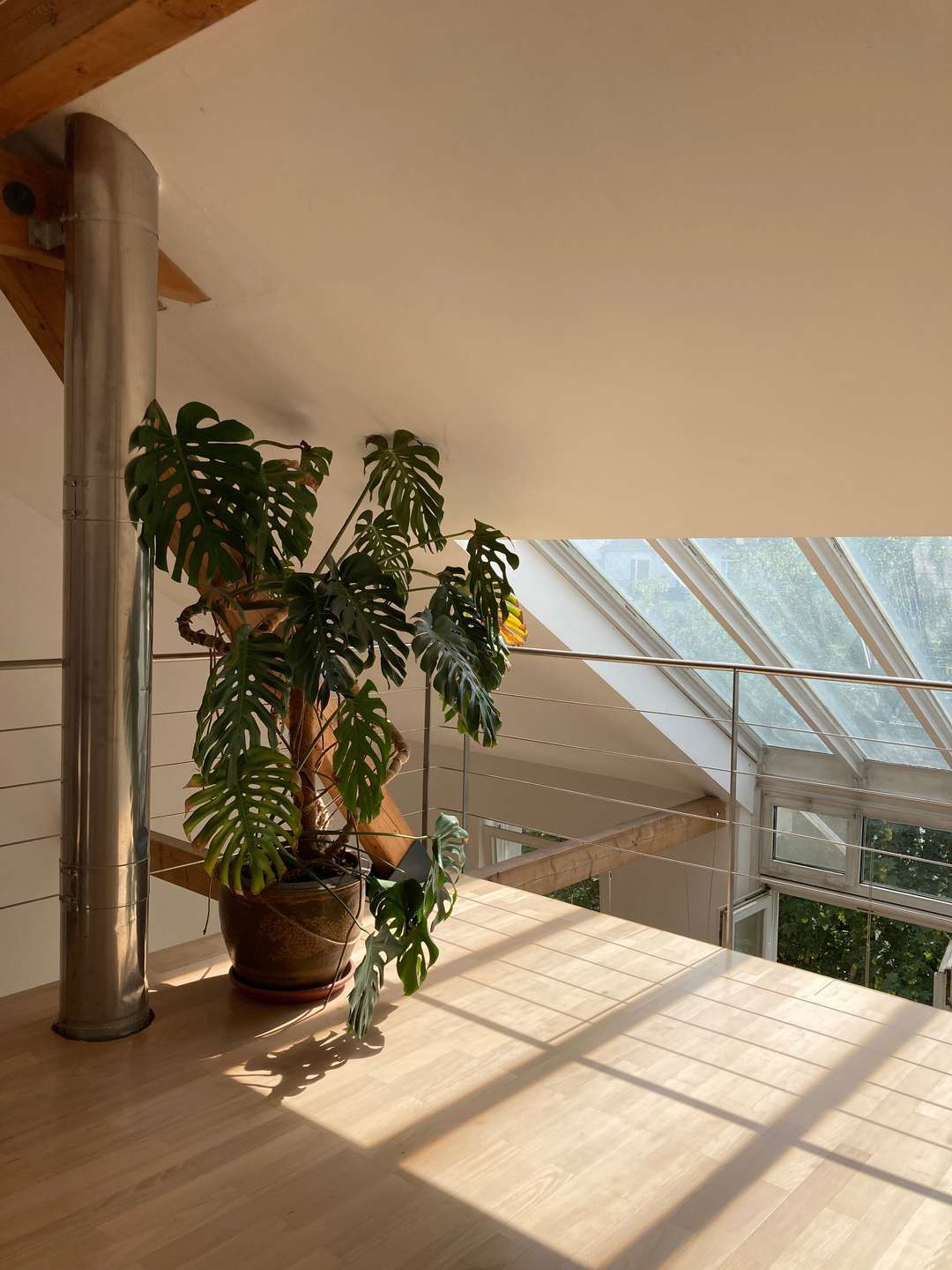 Maisonette mit Galerie und offenem Dachstuhl in Ludwigshafen