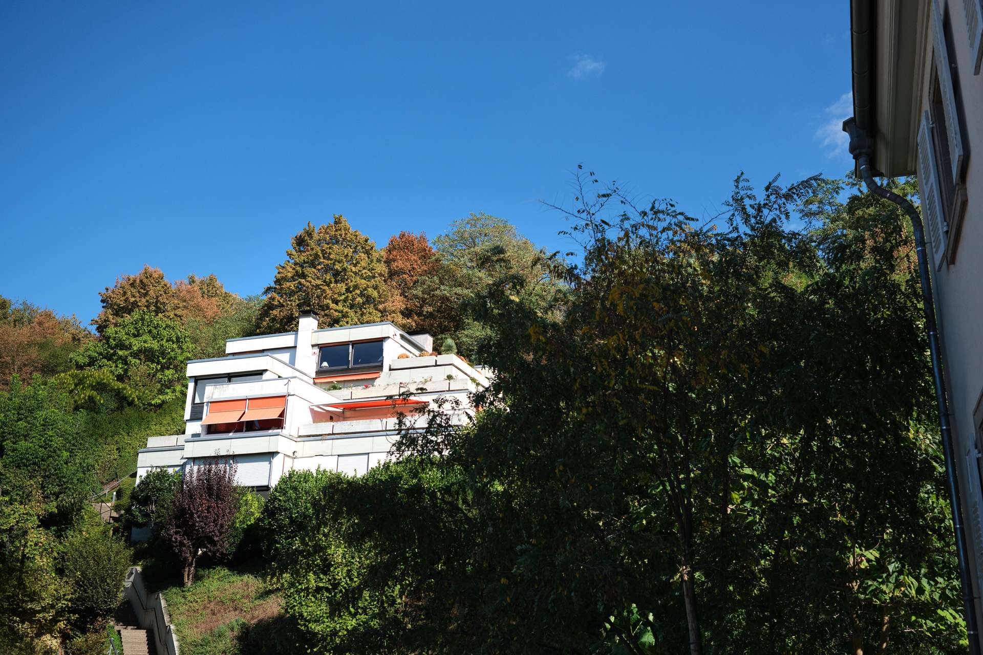 Ein Bungalow im dritten Stock mit fantastischem Blick