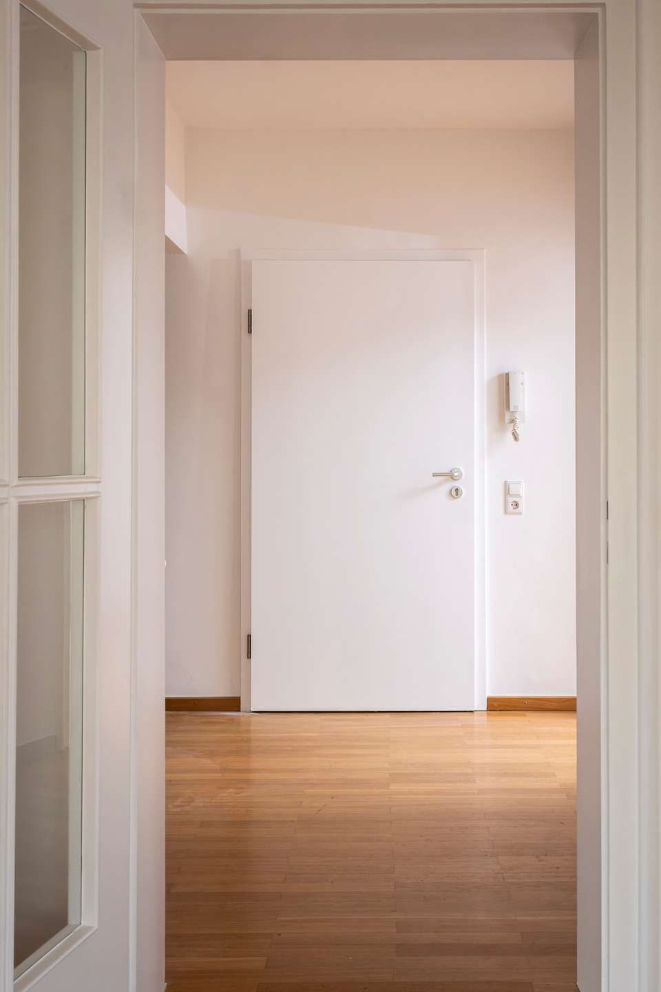 Großzügige Hochparterrewohnung mit Balkon in bester Neuenheimer Lage