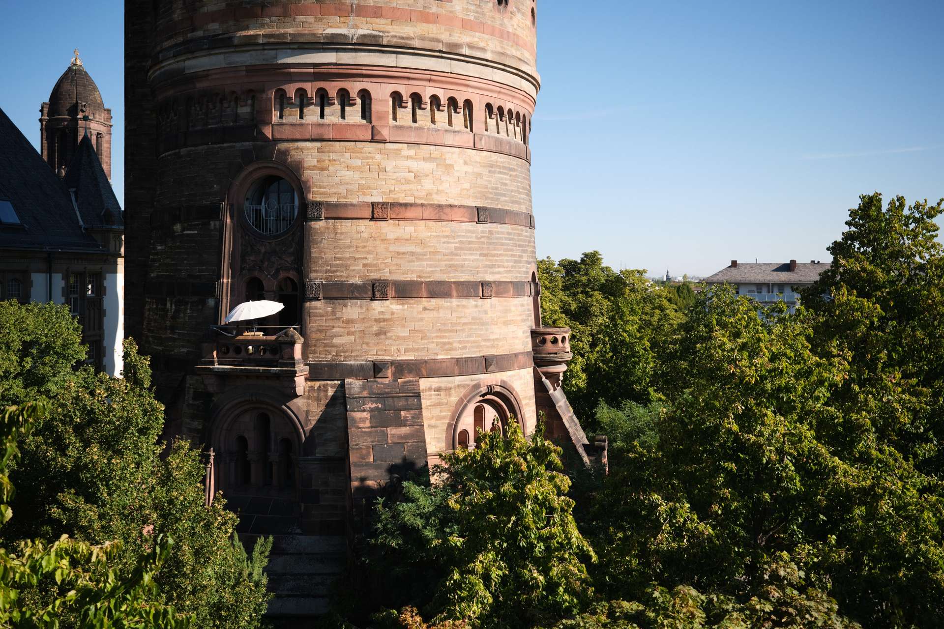 Über den Dächern von Worms  Maisonette im historischen Jugendstilhaus