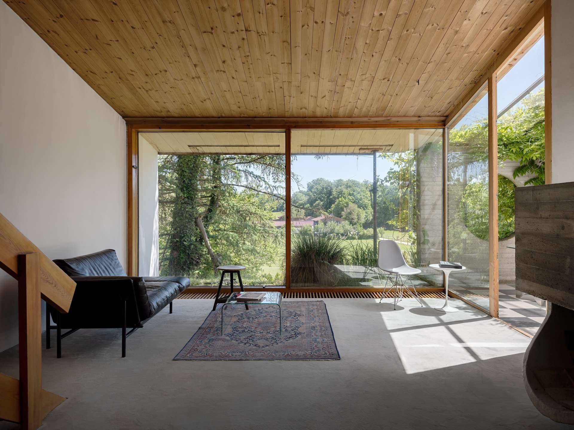 Architekten-Bungalow in fantastischer Lage in Weßling