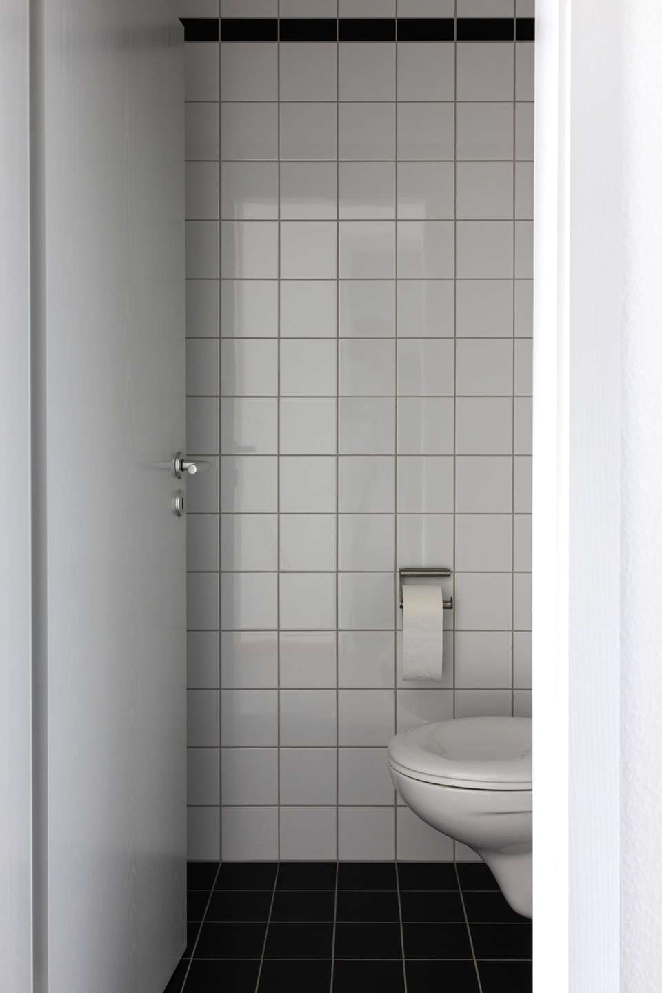 Attraktive Wohnung in modernem Flachdachhaus in Gauangelloch