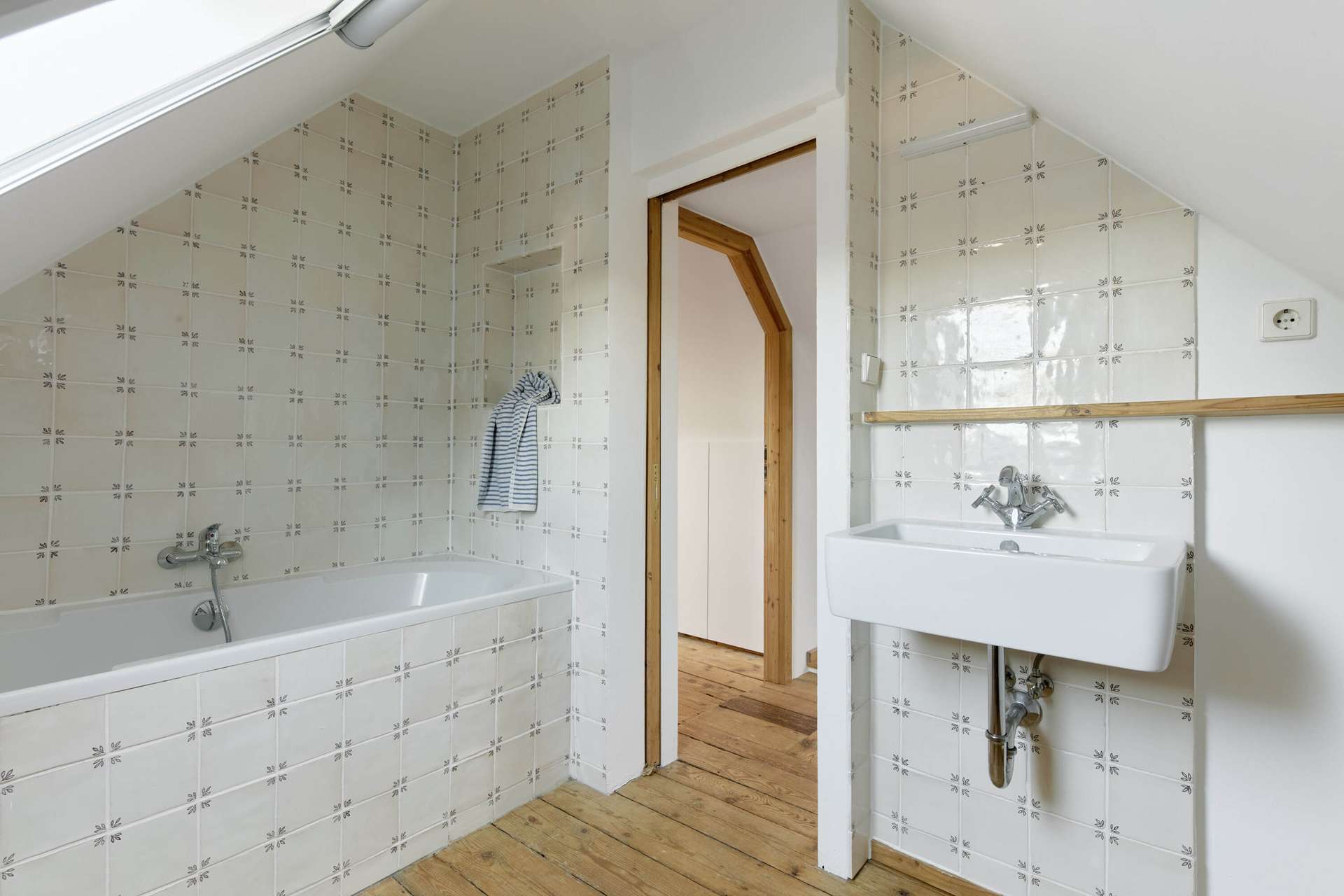 Altbauwohnung mit Garten und Kamin an der Isar